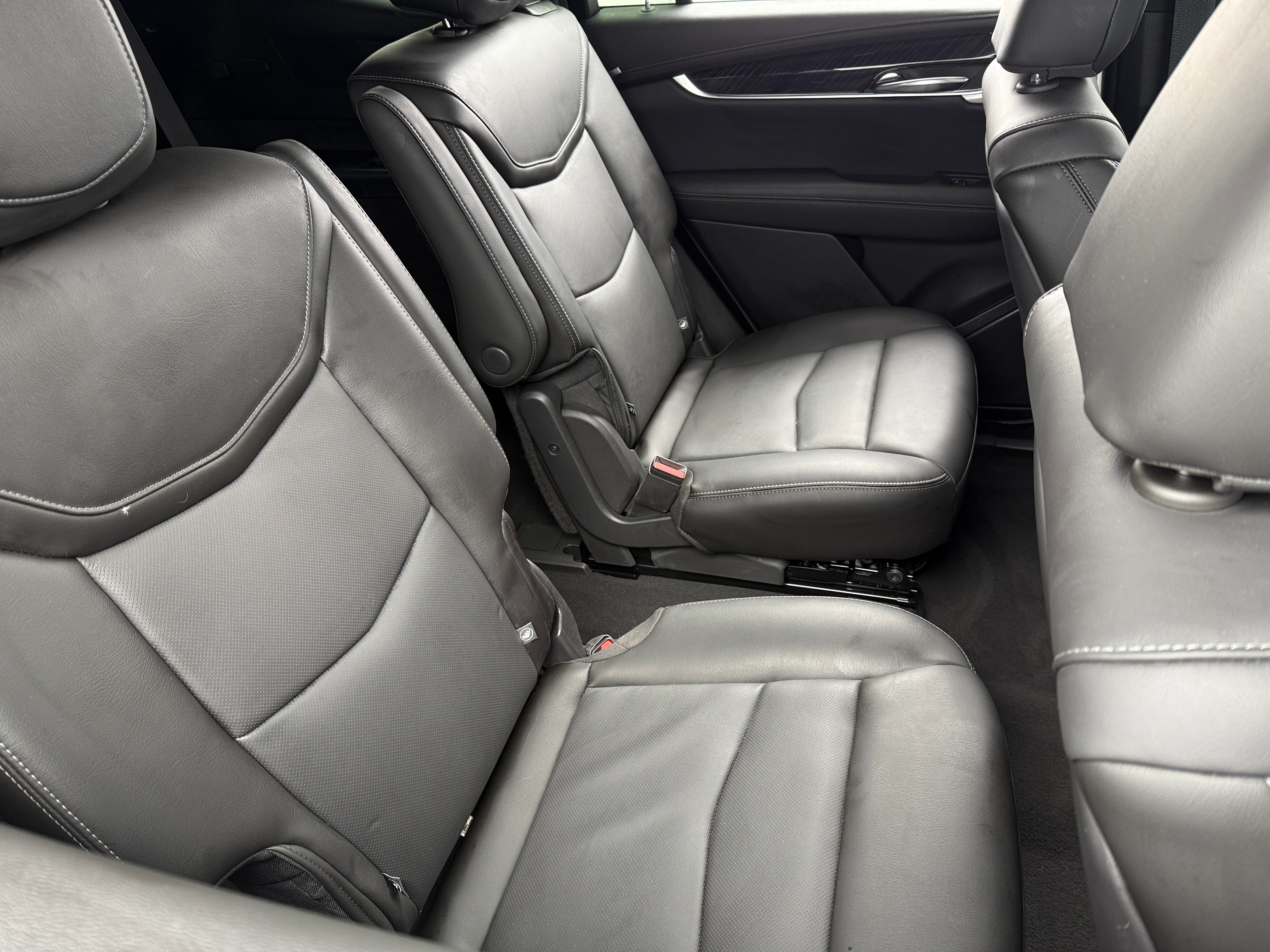 2024 Cadillac XT6 Premium Luxury 5