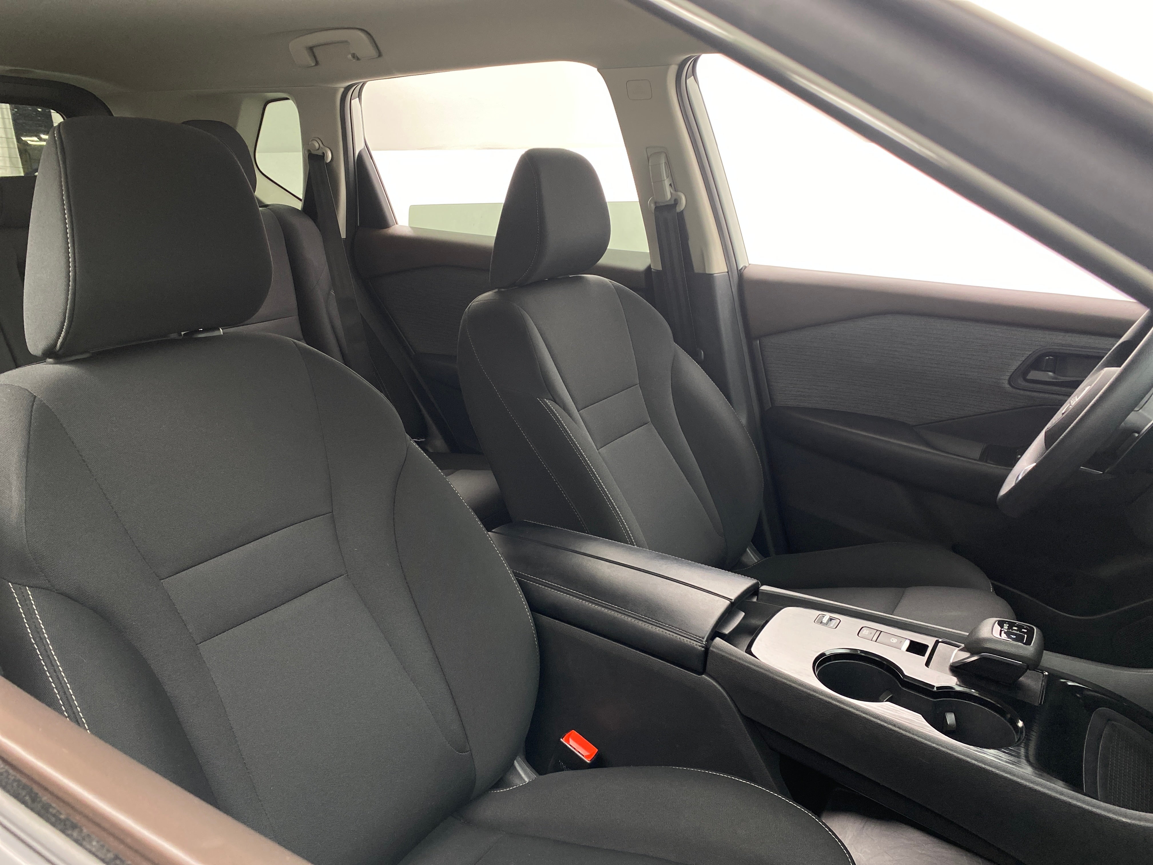 2023 Nissan Rogue S 2