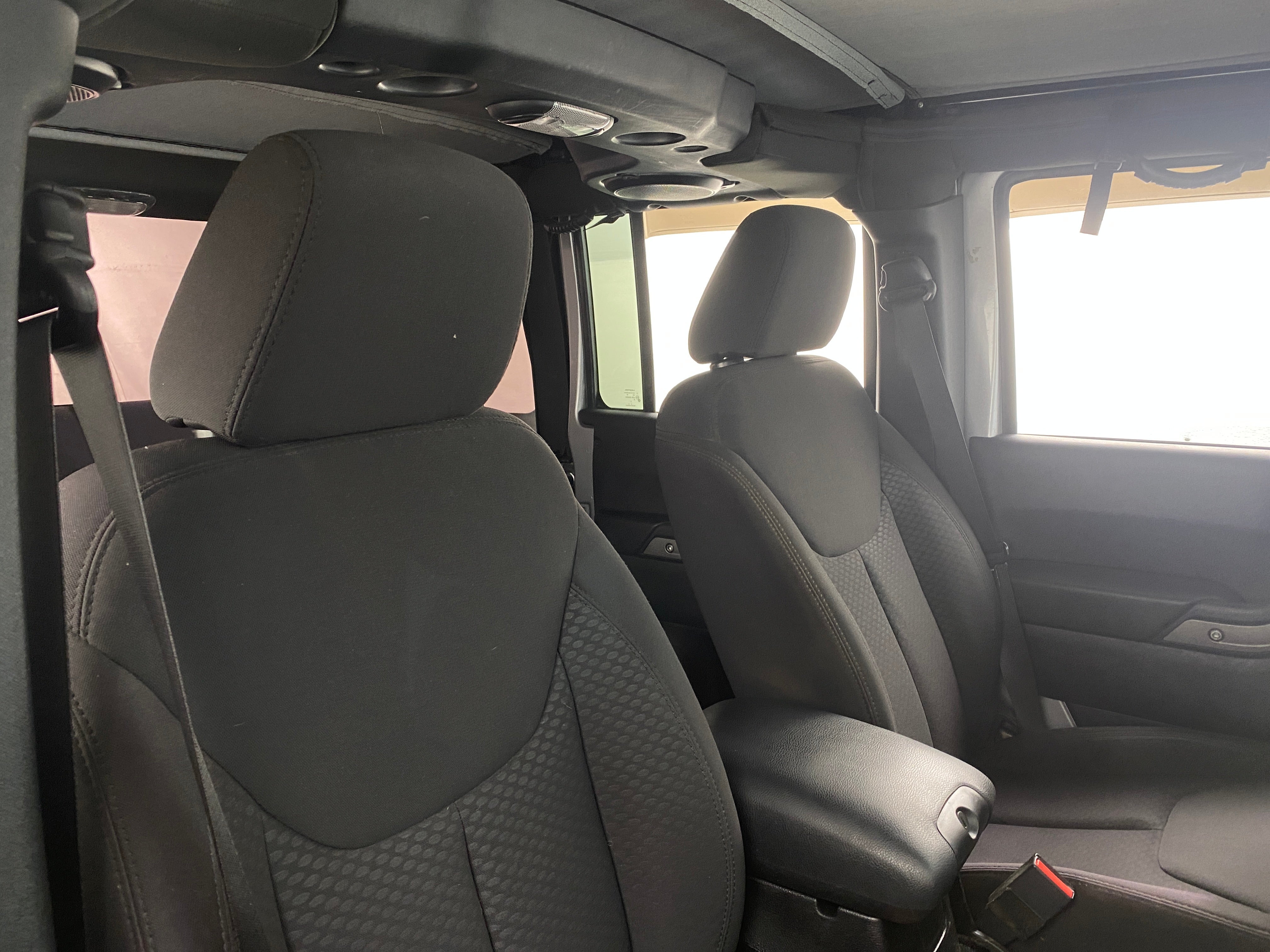 2013 Jeep Wrangler Unlimited Sport 2