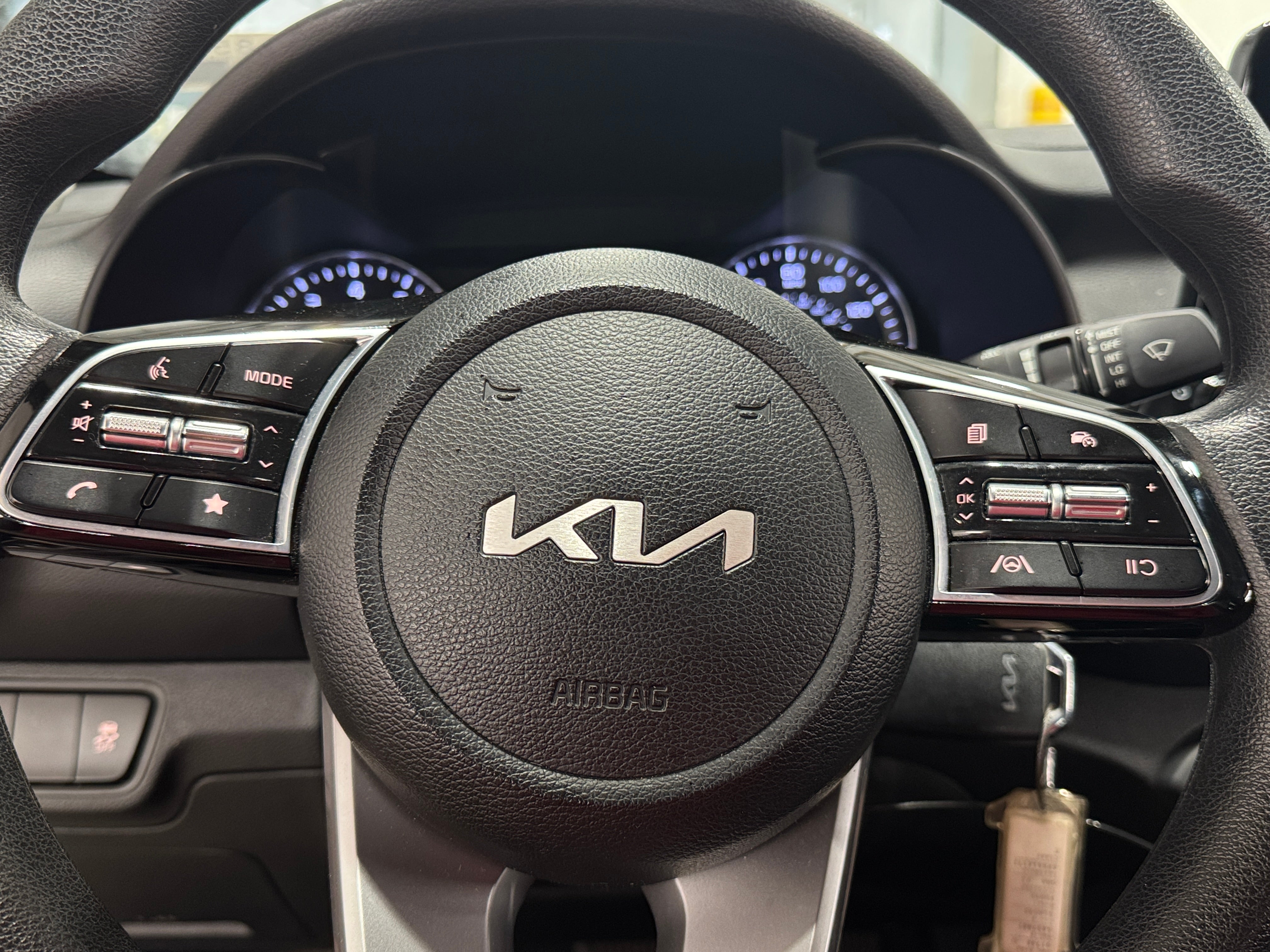 2023 Kia Forte LXS 5