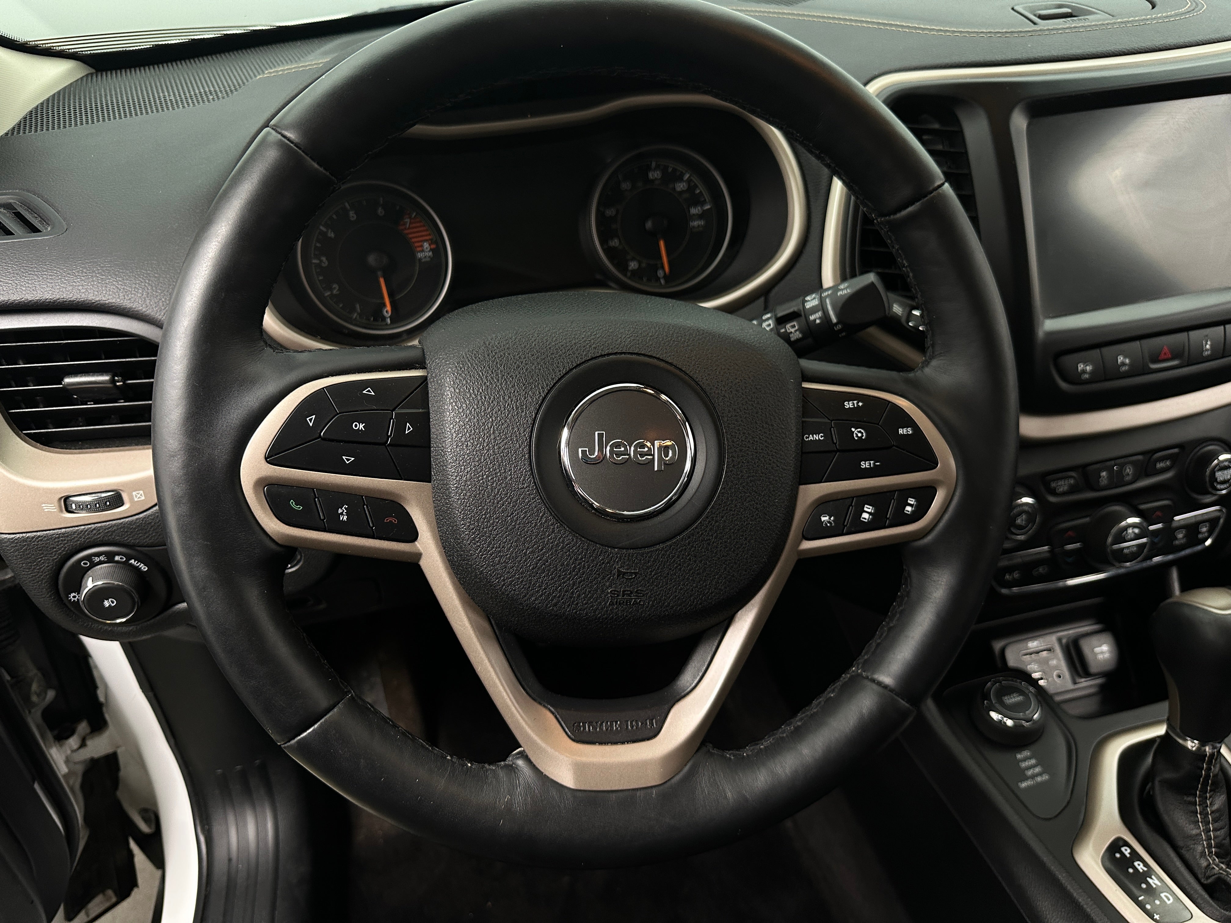 2017 Jeep Cherokee Limited Edition 4