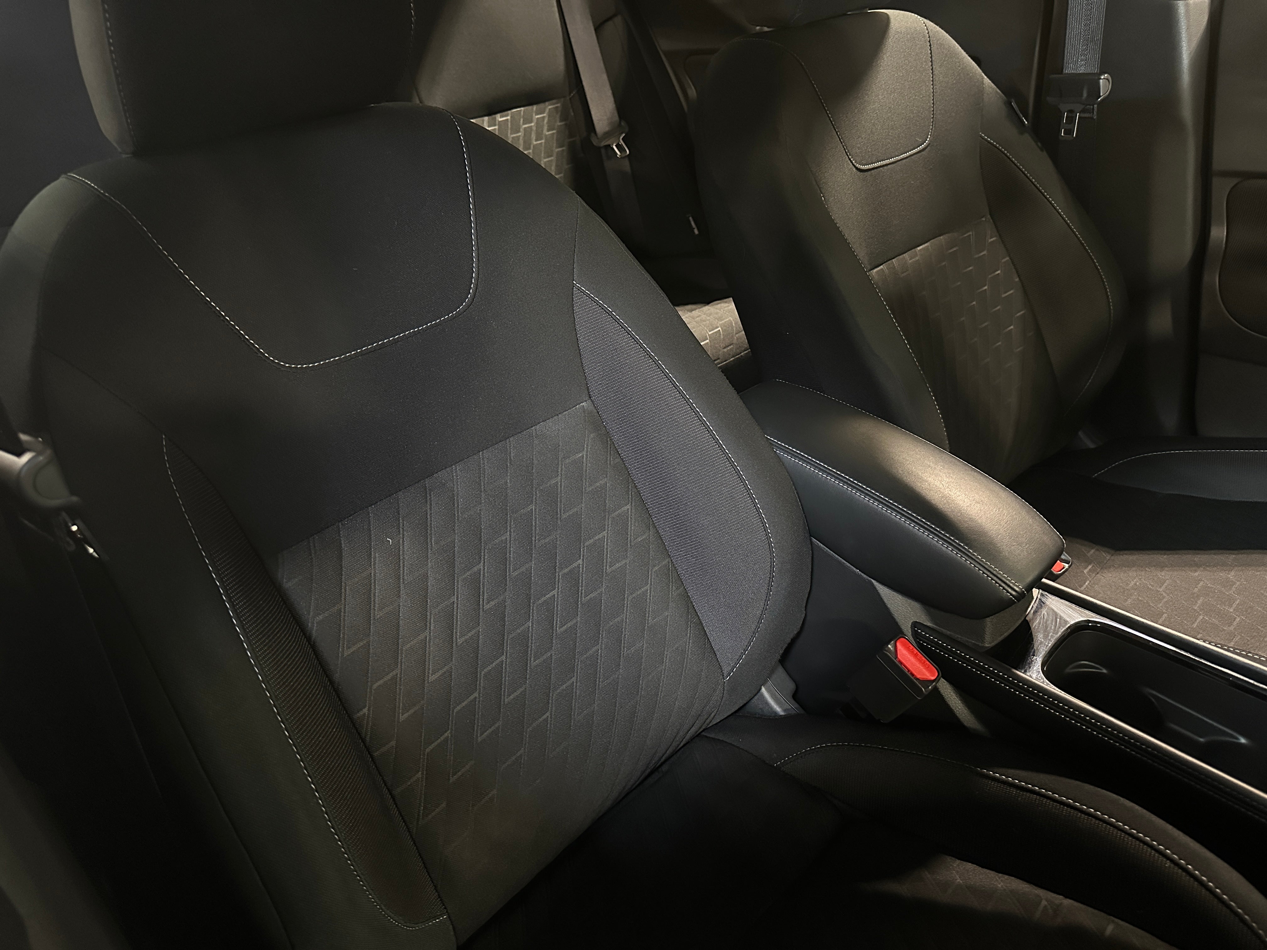 2024 Nissan Kicks SV 2