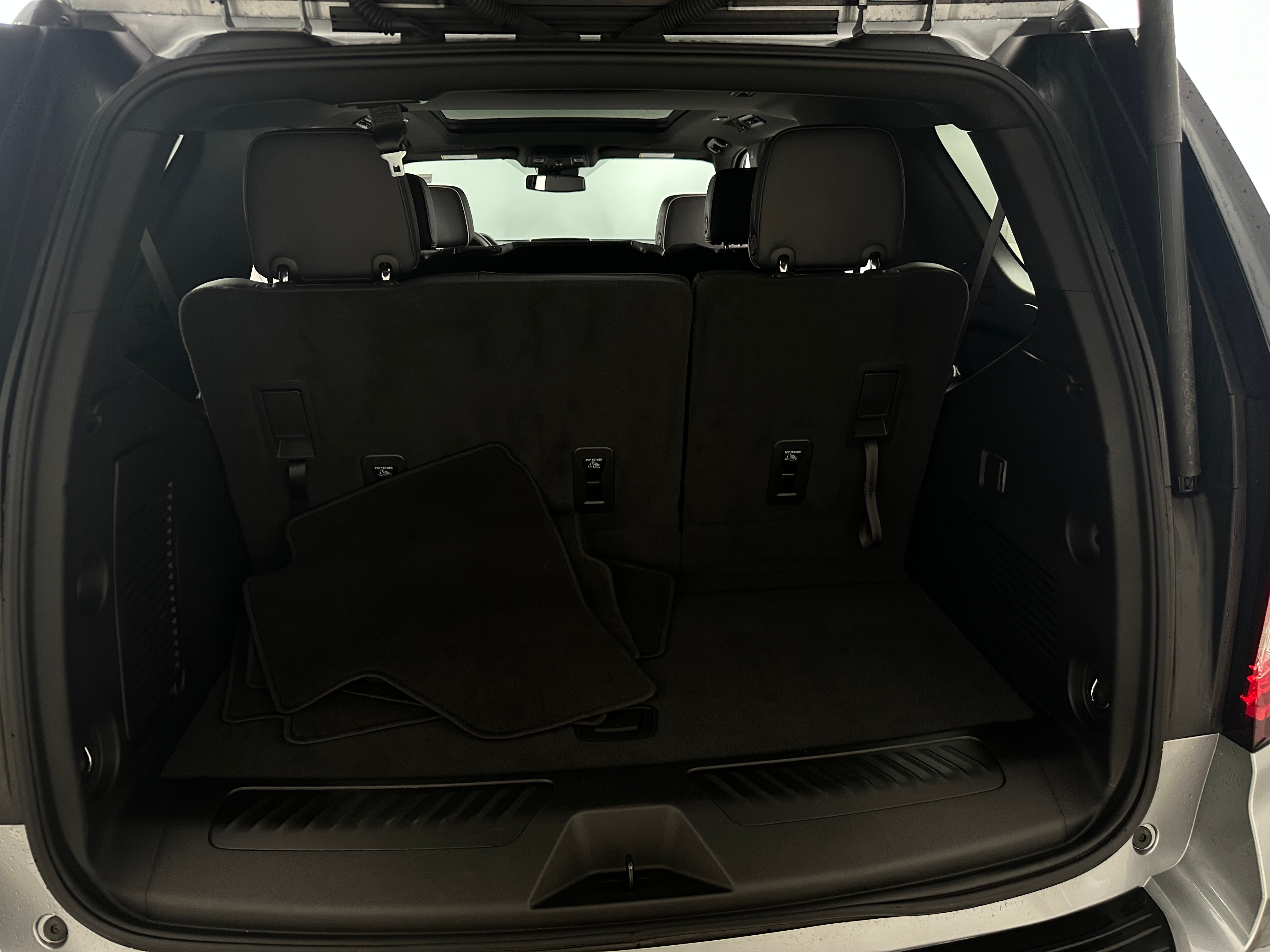 2023 GMC Yukon SLT 6