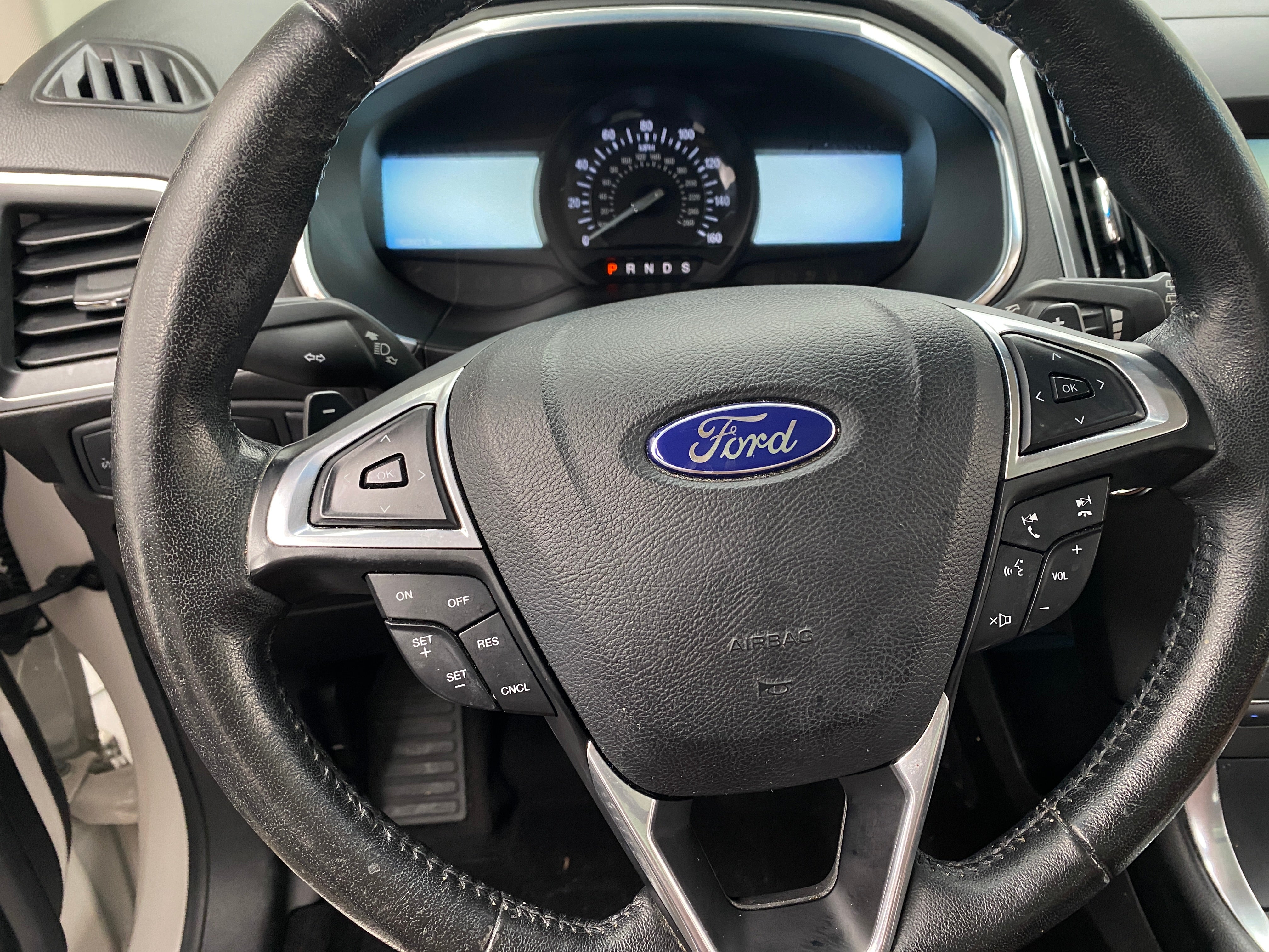2015 Ford Edge Titanium 4
