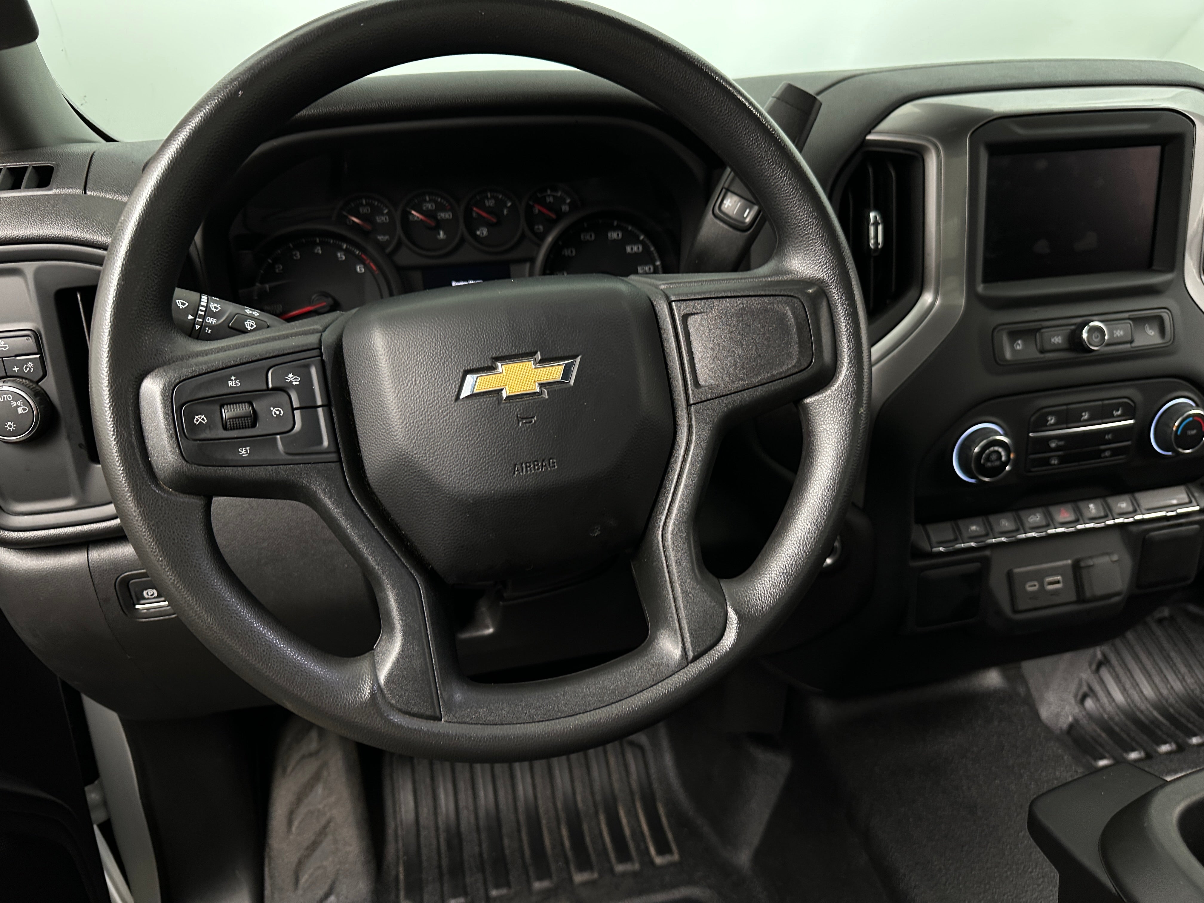 2024 Chevrolet Silverado 1500 Work Truck 5