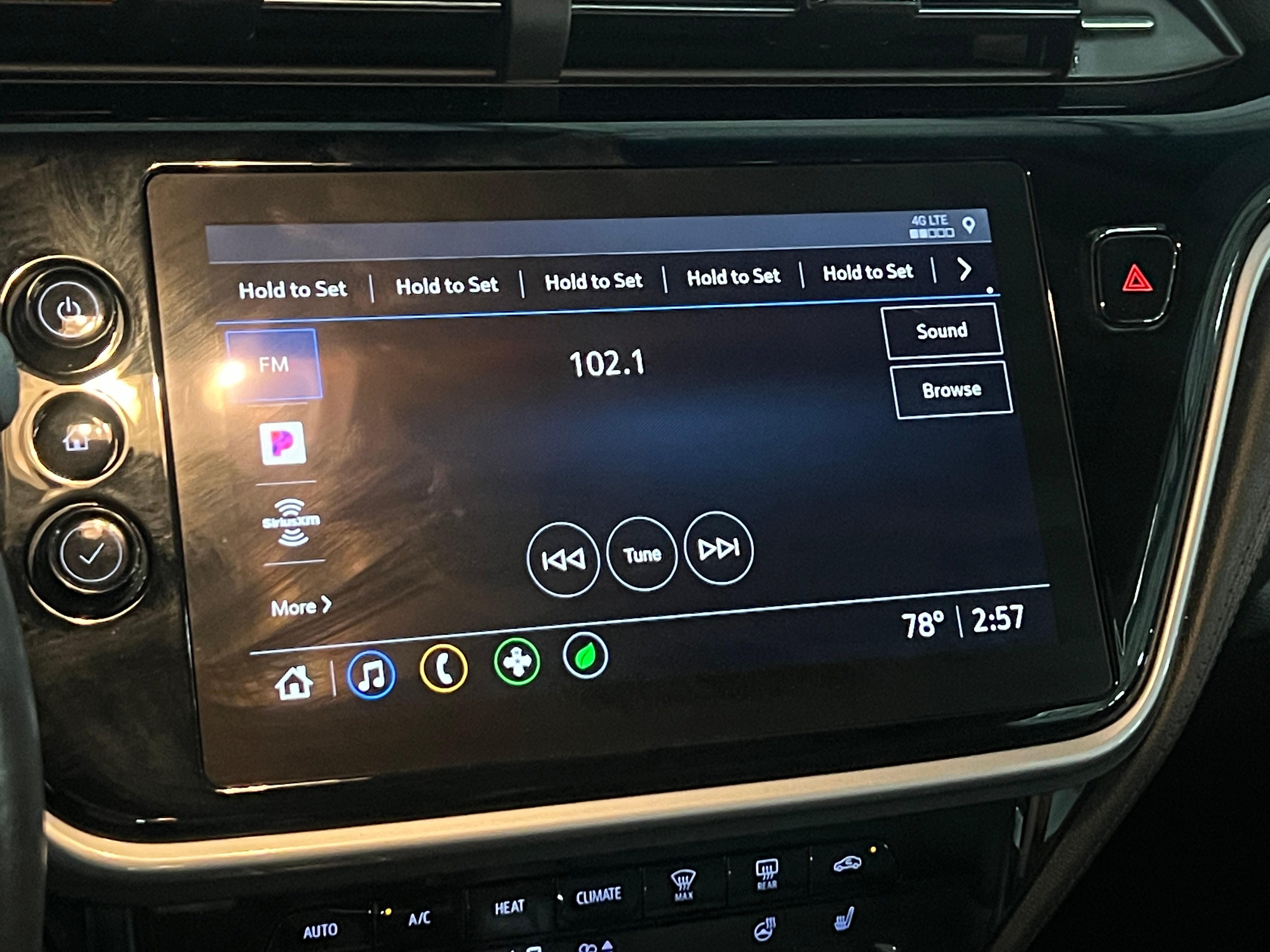 2022 Chevrolet Bolt EV 2LT 3