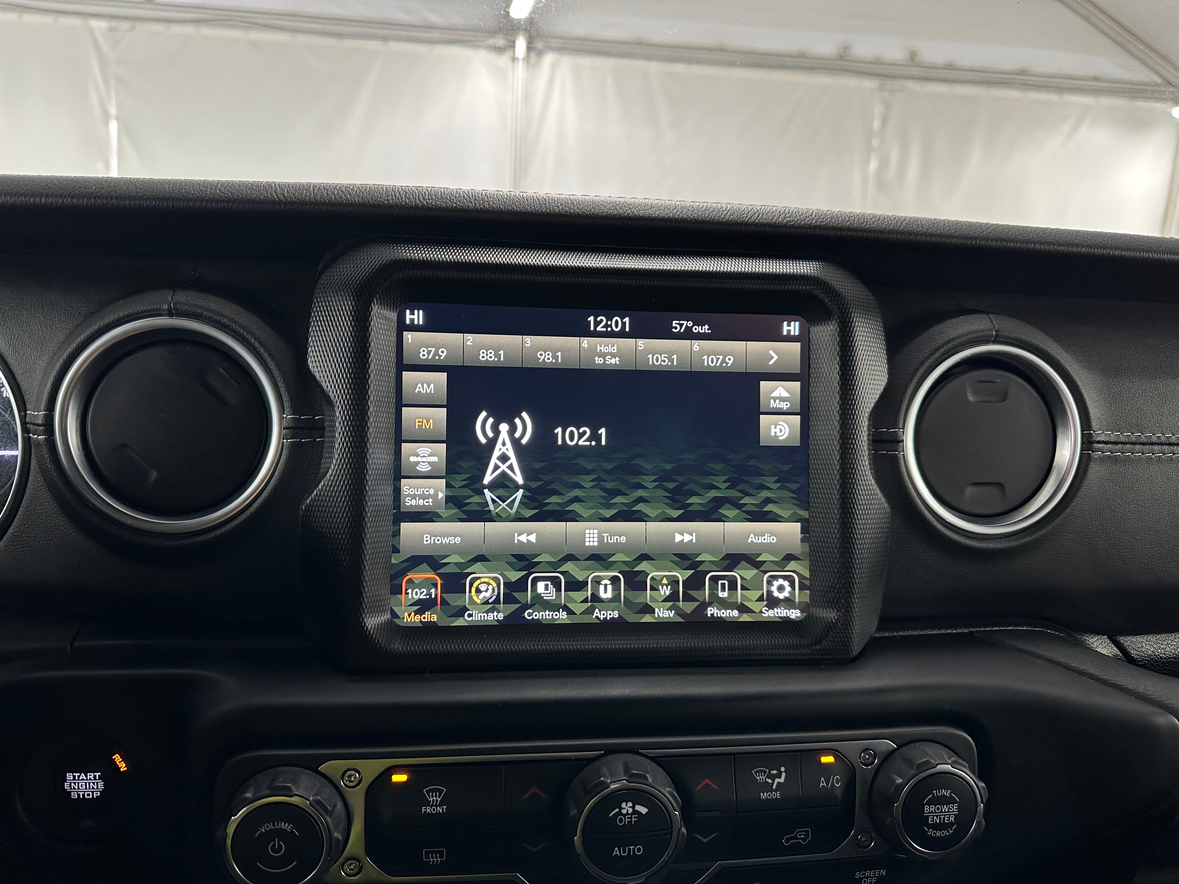 2022 Jeep Wrangler Unlimited Sahara 4xe 3