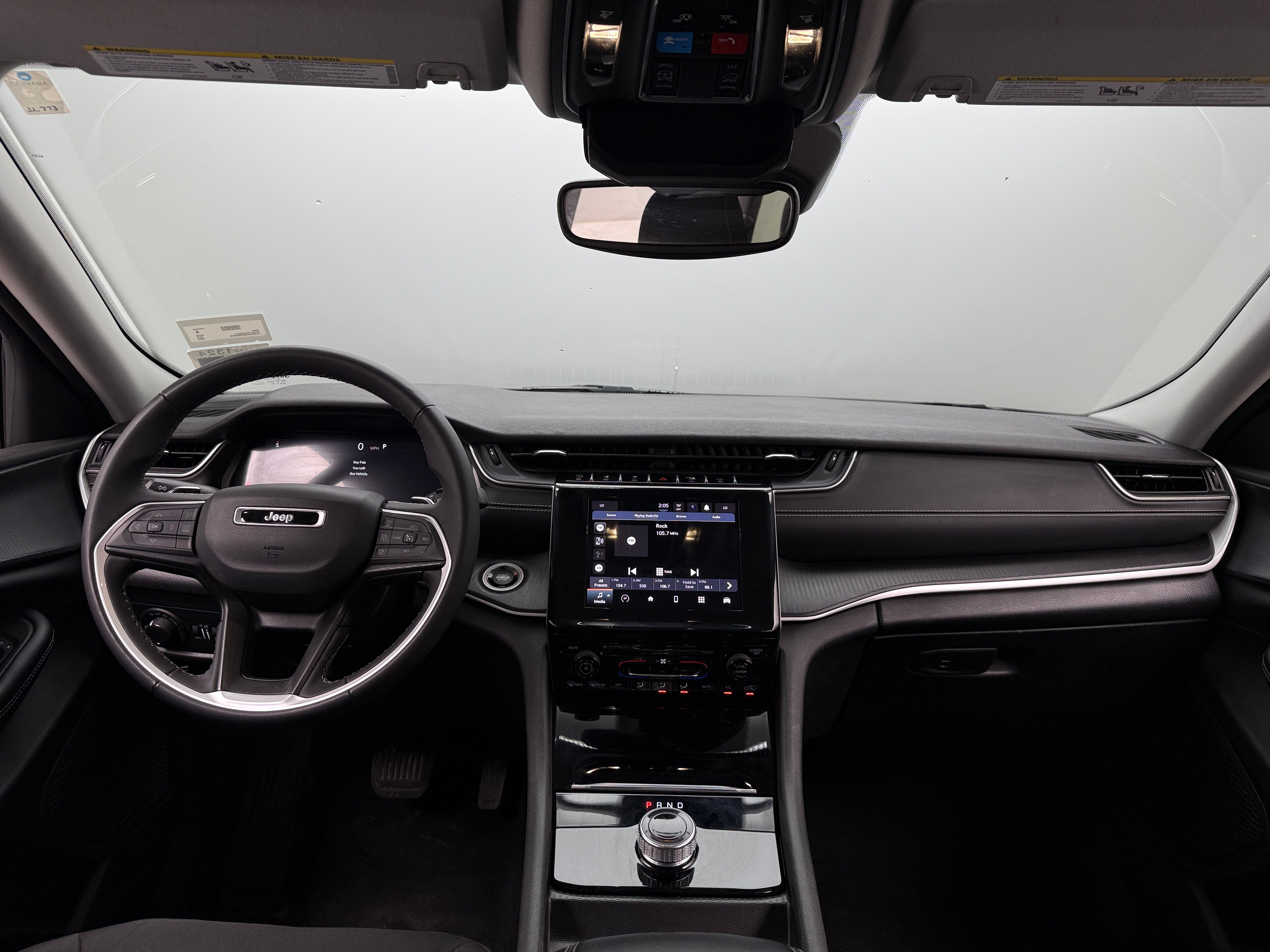 2023 Jeep Grand Cherokee L Laredo 3