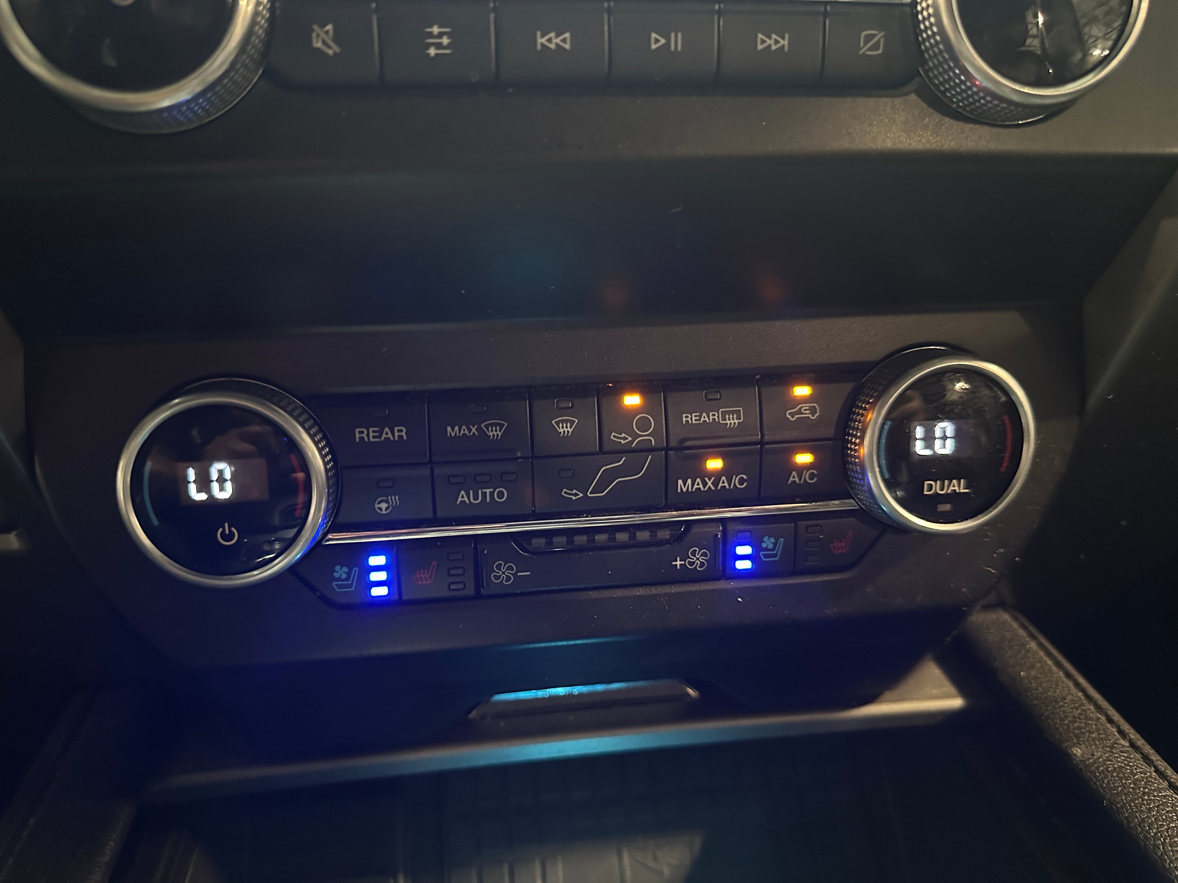 2021 Ford Expedition XLT 3