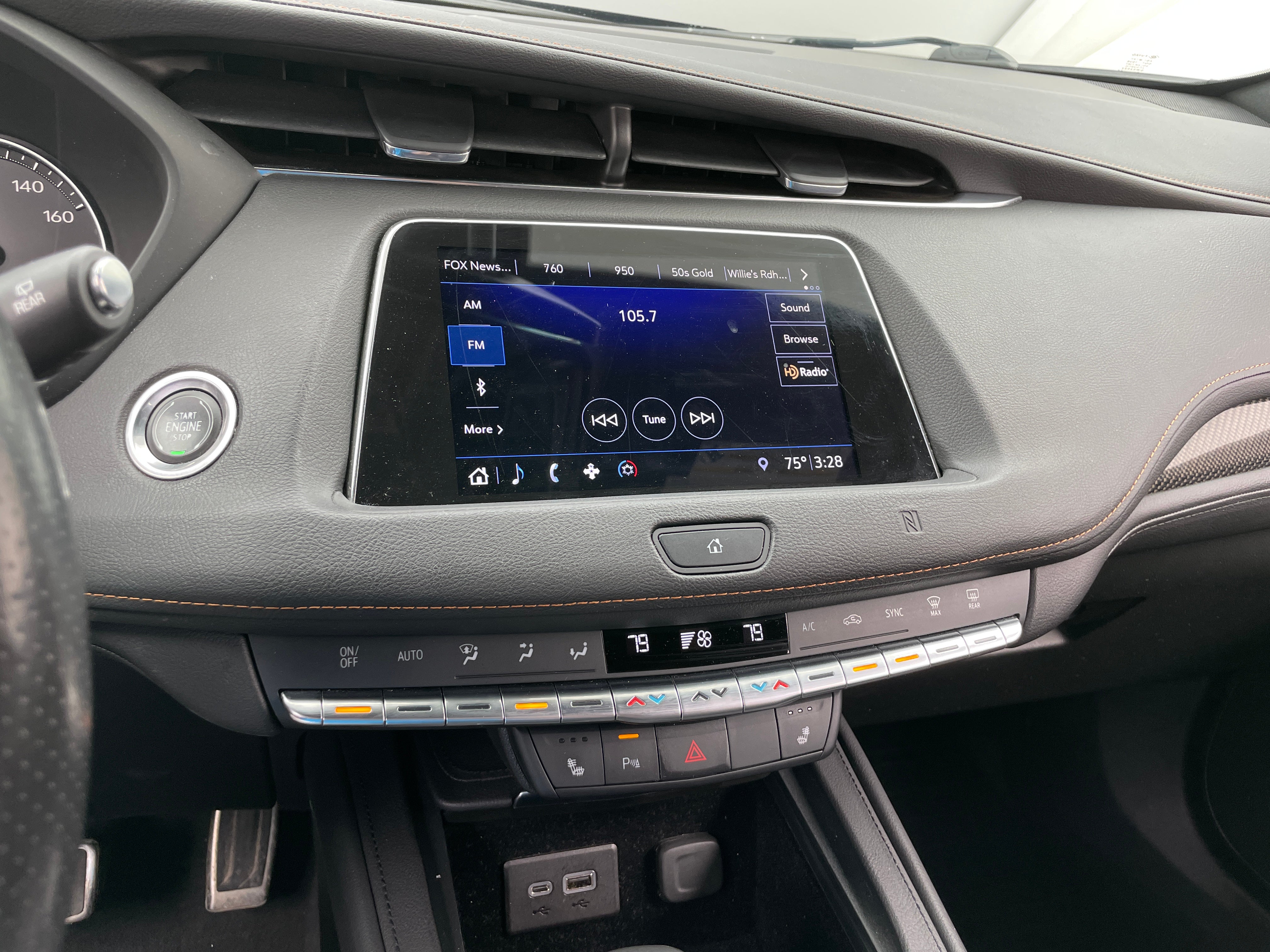 2019 Cadillac XT4 Sport 3