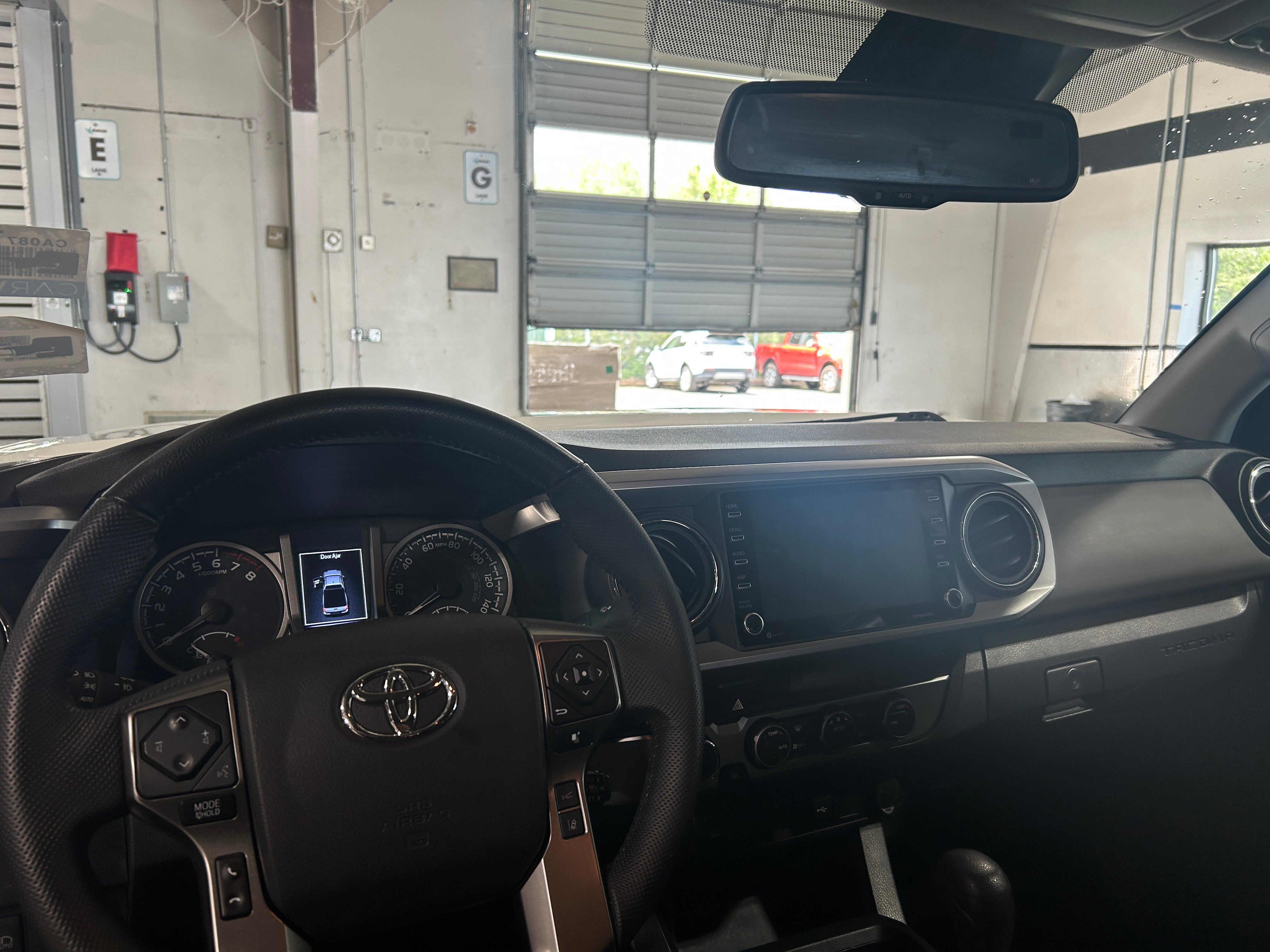 2022 Toyota Tacoma SR5 3