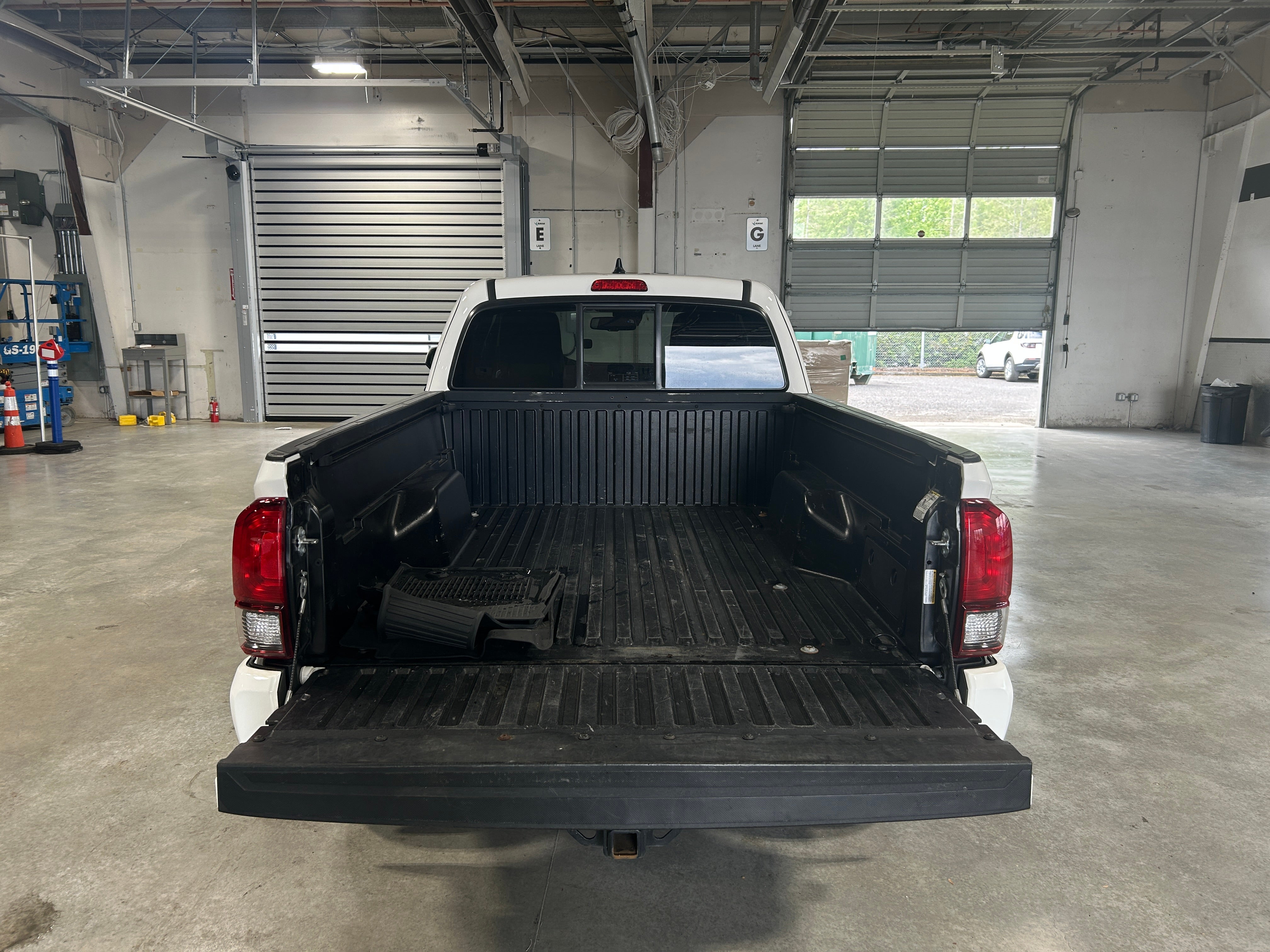 2022 Toyota Tacoma SR5 7