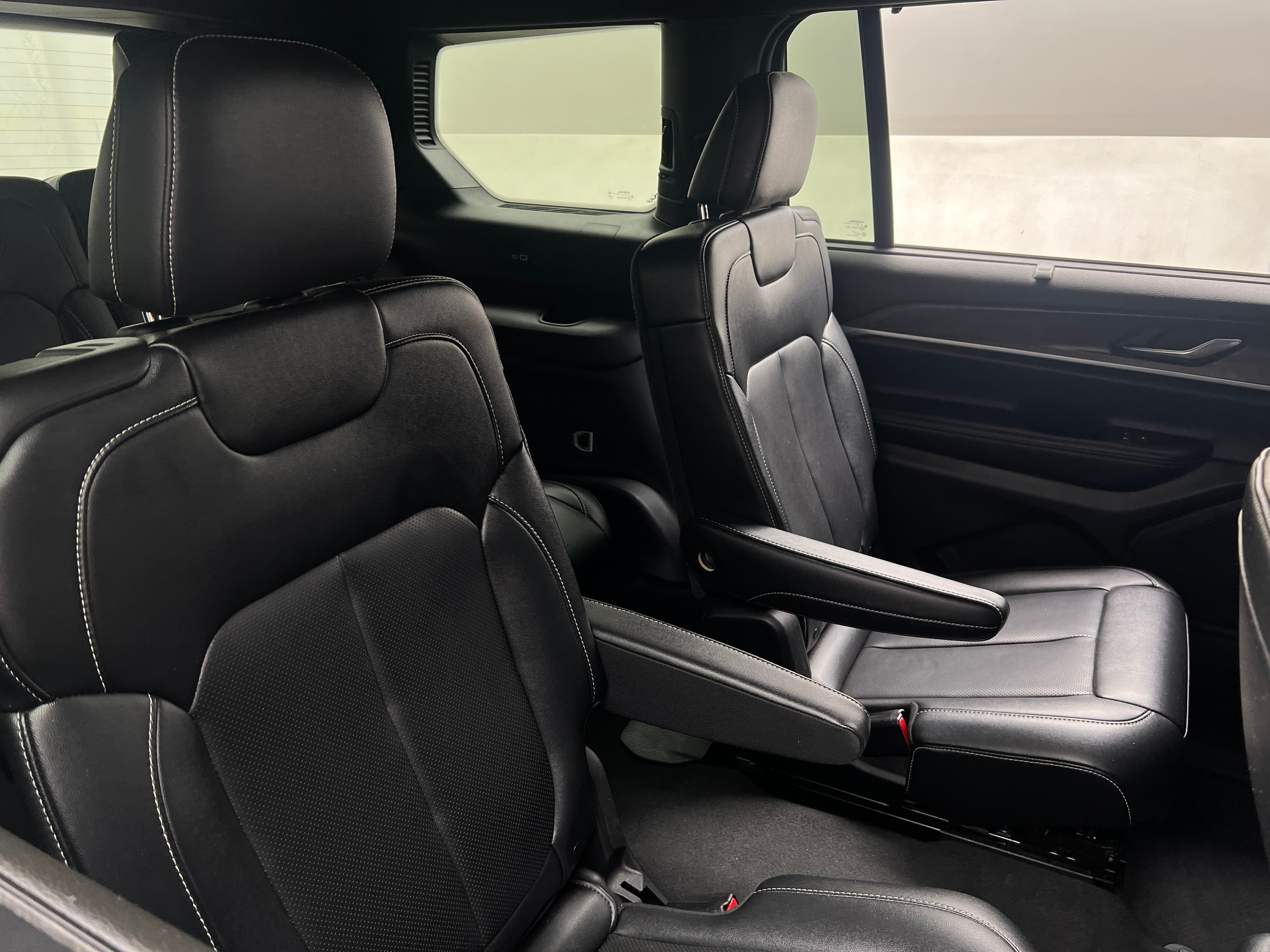 2024 Jeep Grand Cherokee L Limited Edition 5