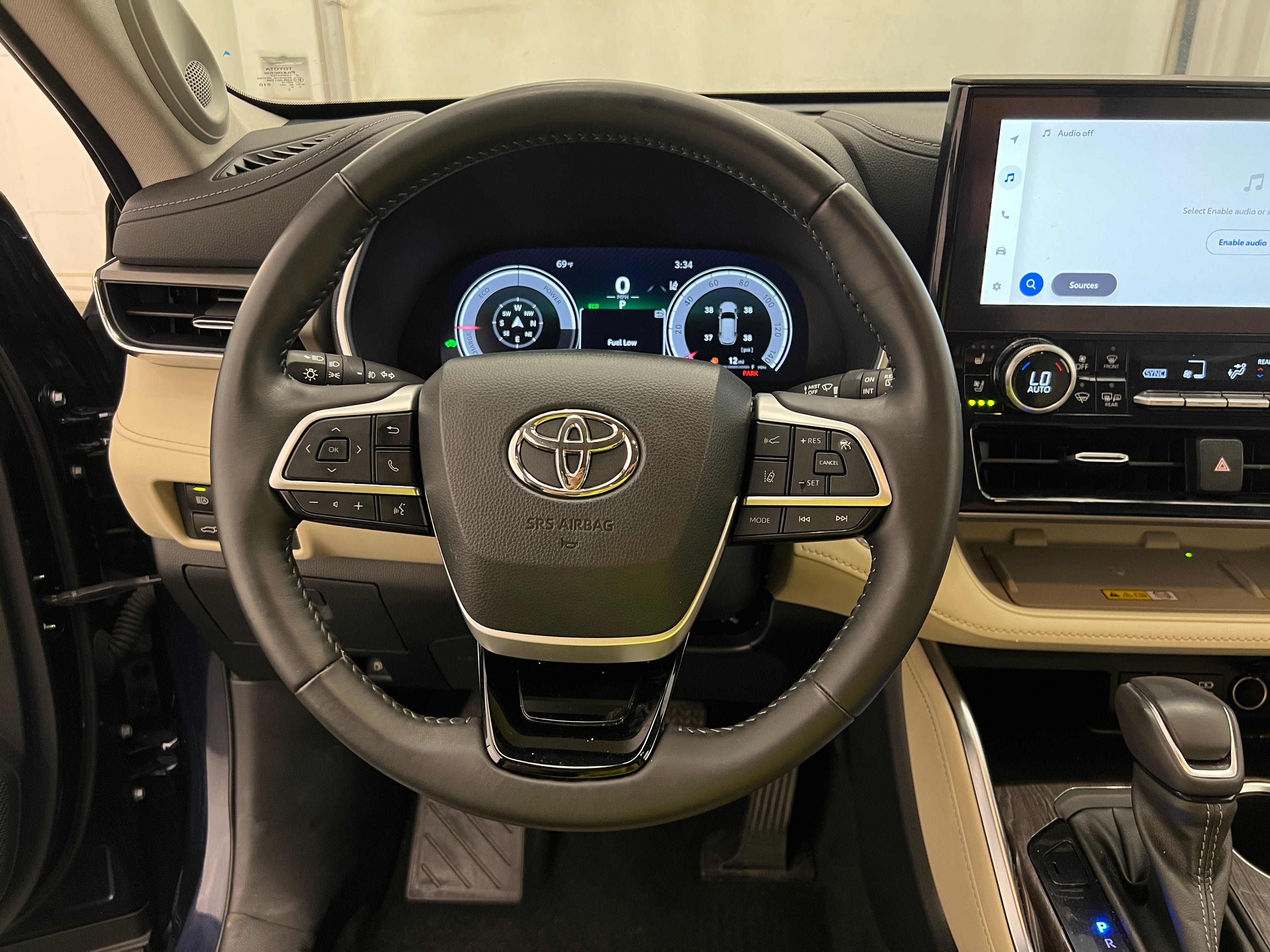 2023 Toyota Highlander Limited 4