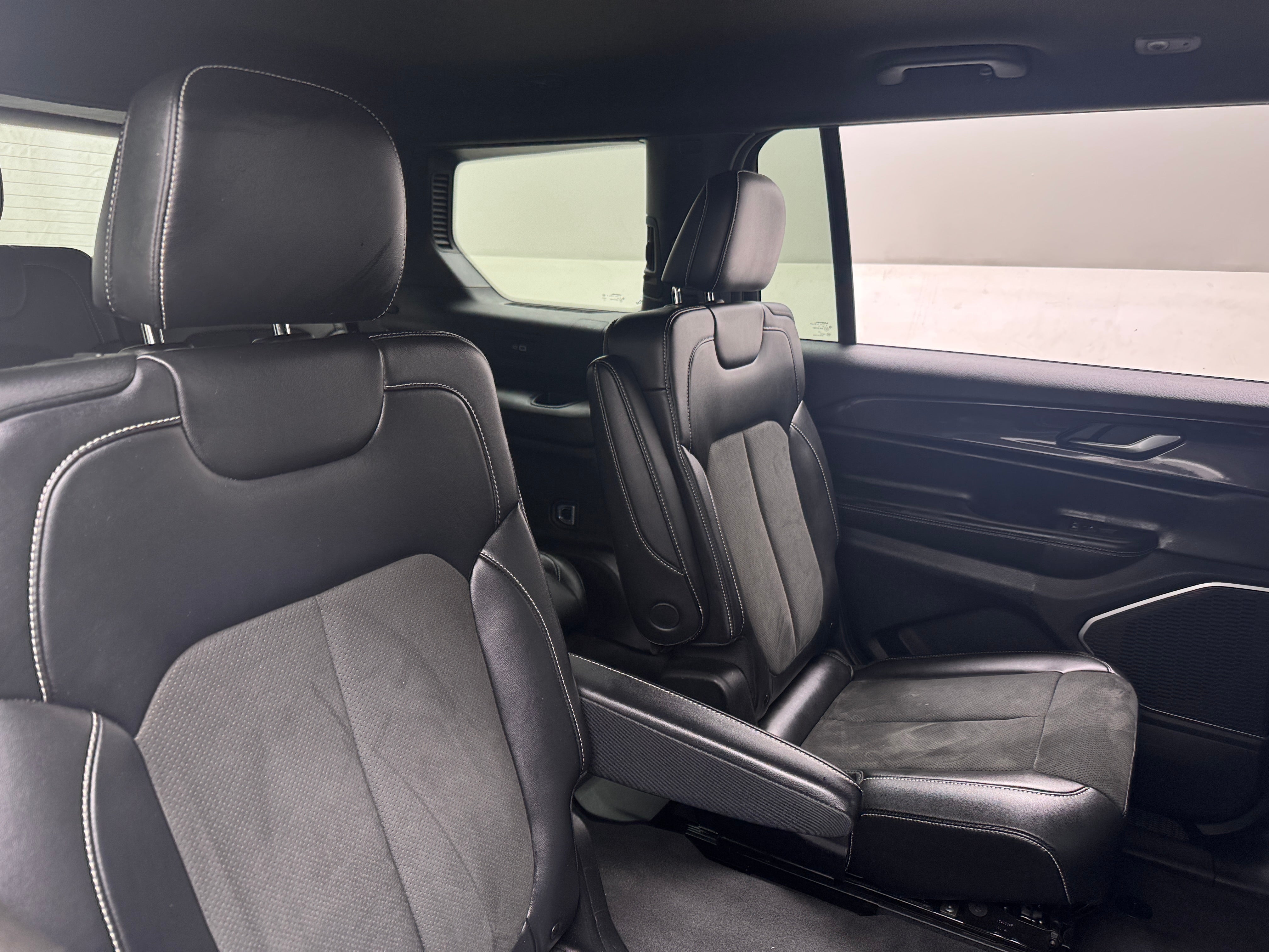 2021 Jeep Grand Cherokee L Altitude 5