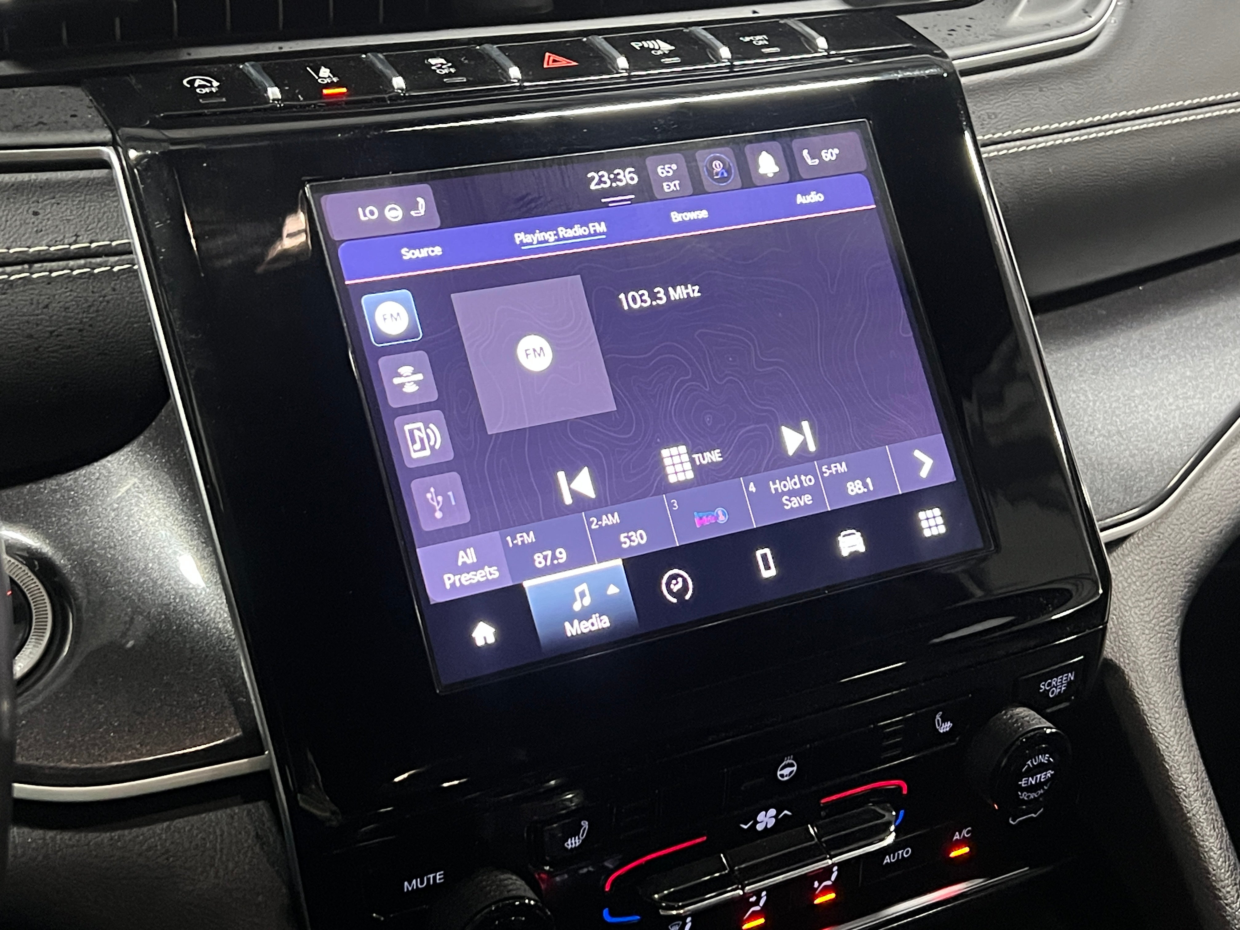 2021 Jeep Grand Cherokee L Altitude 3