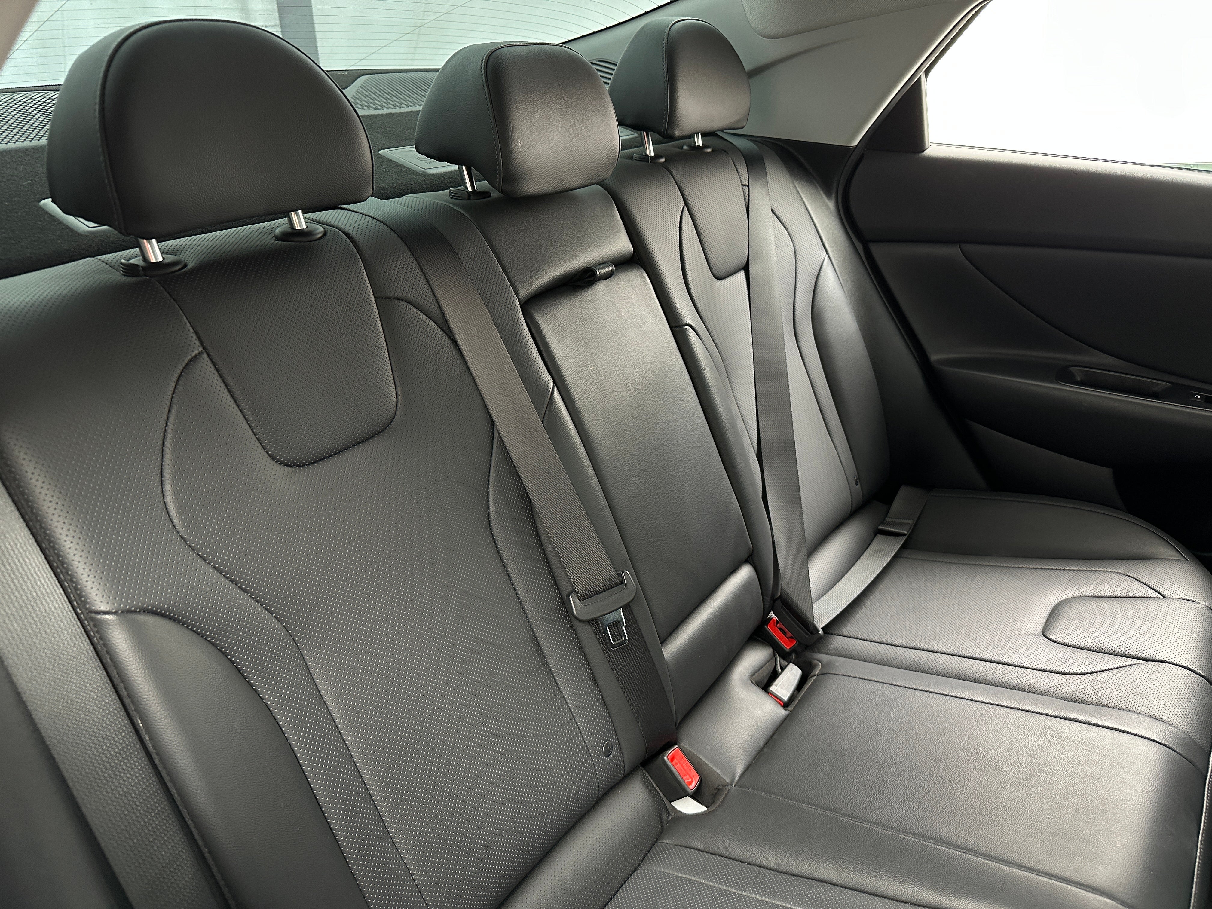 2023 Hyundai Elantra Limited Edition 5
