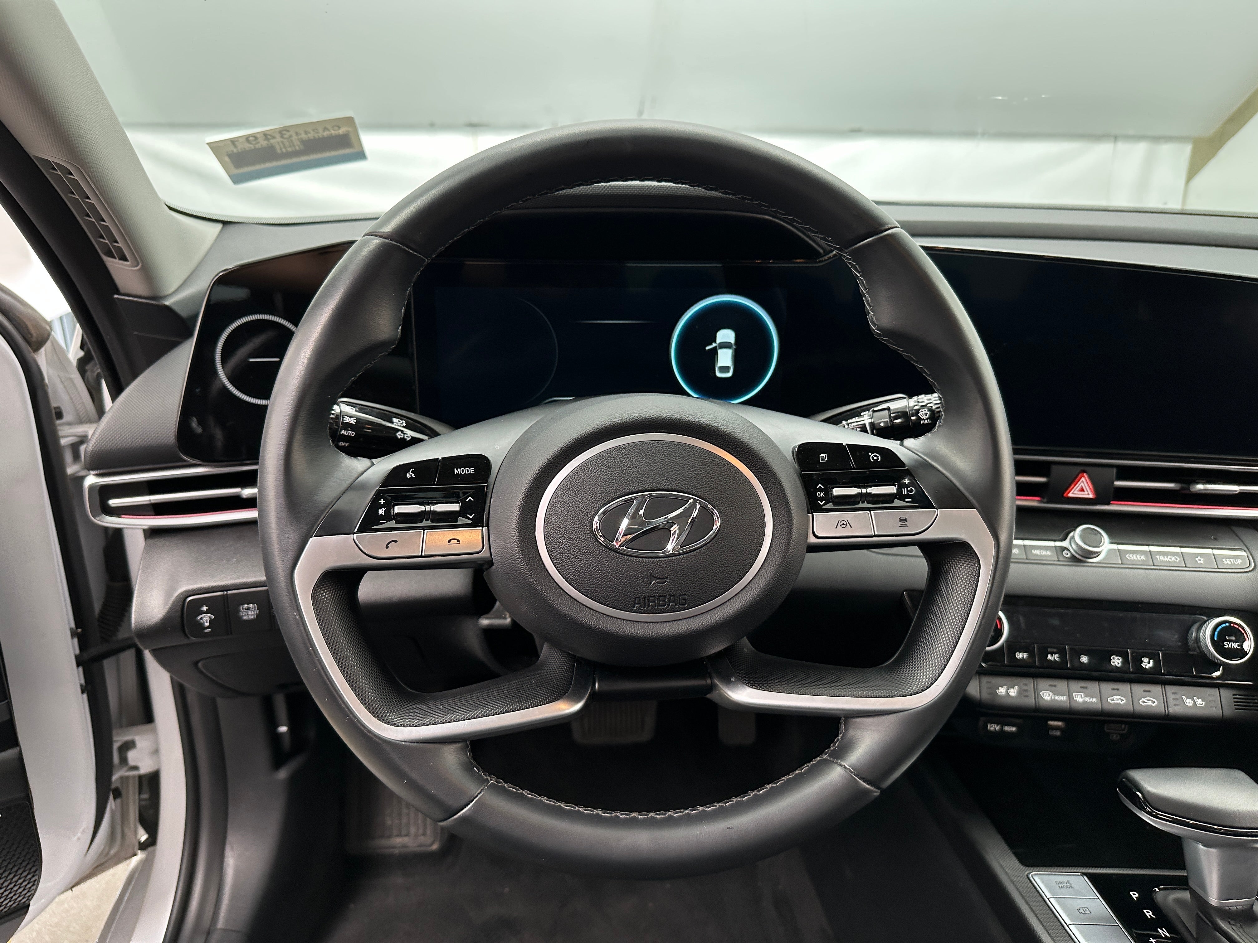 2023 Hyundai Elantra Limited Edition 4