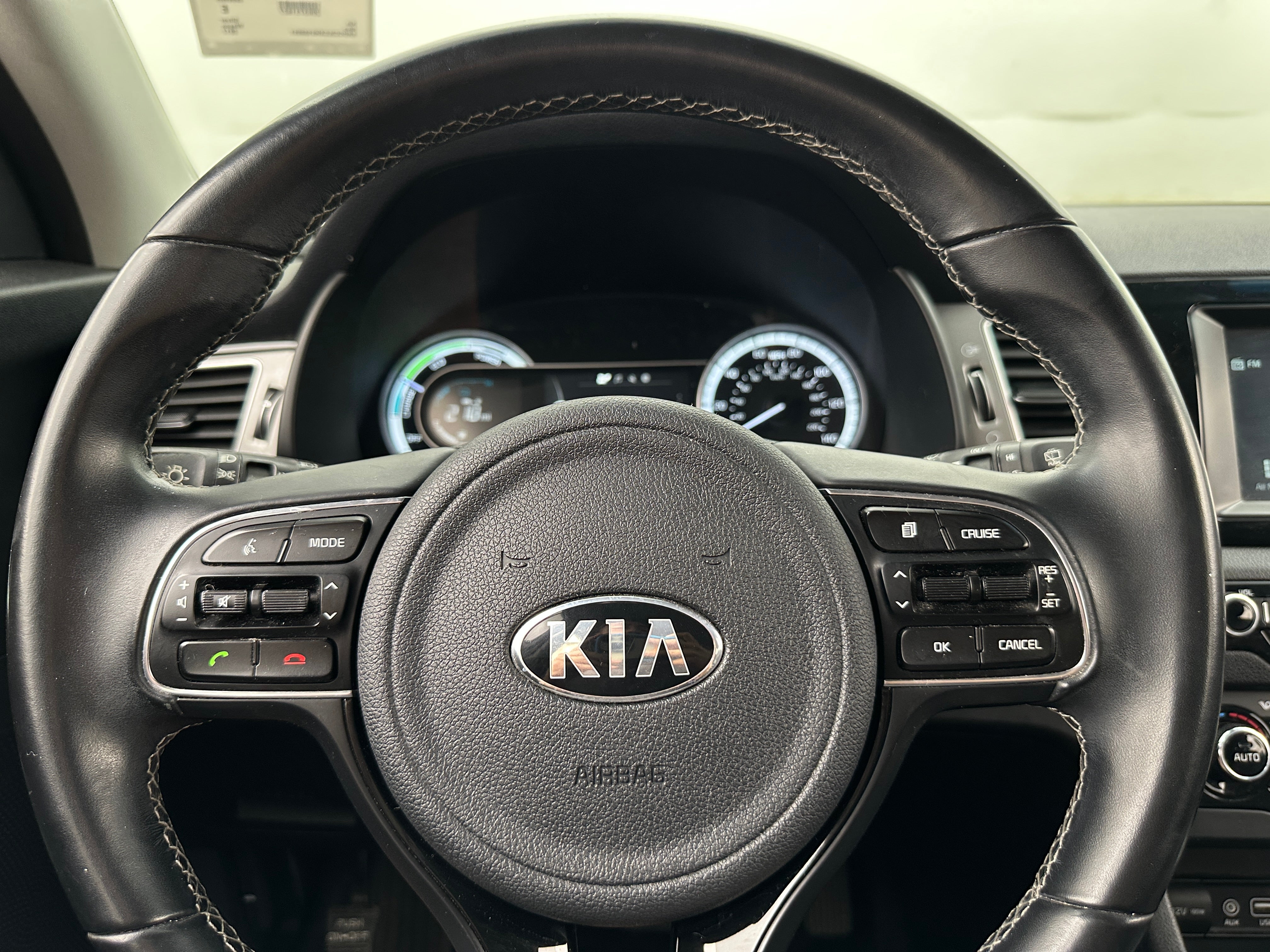 2017 Kia Niro EX 5