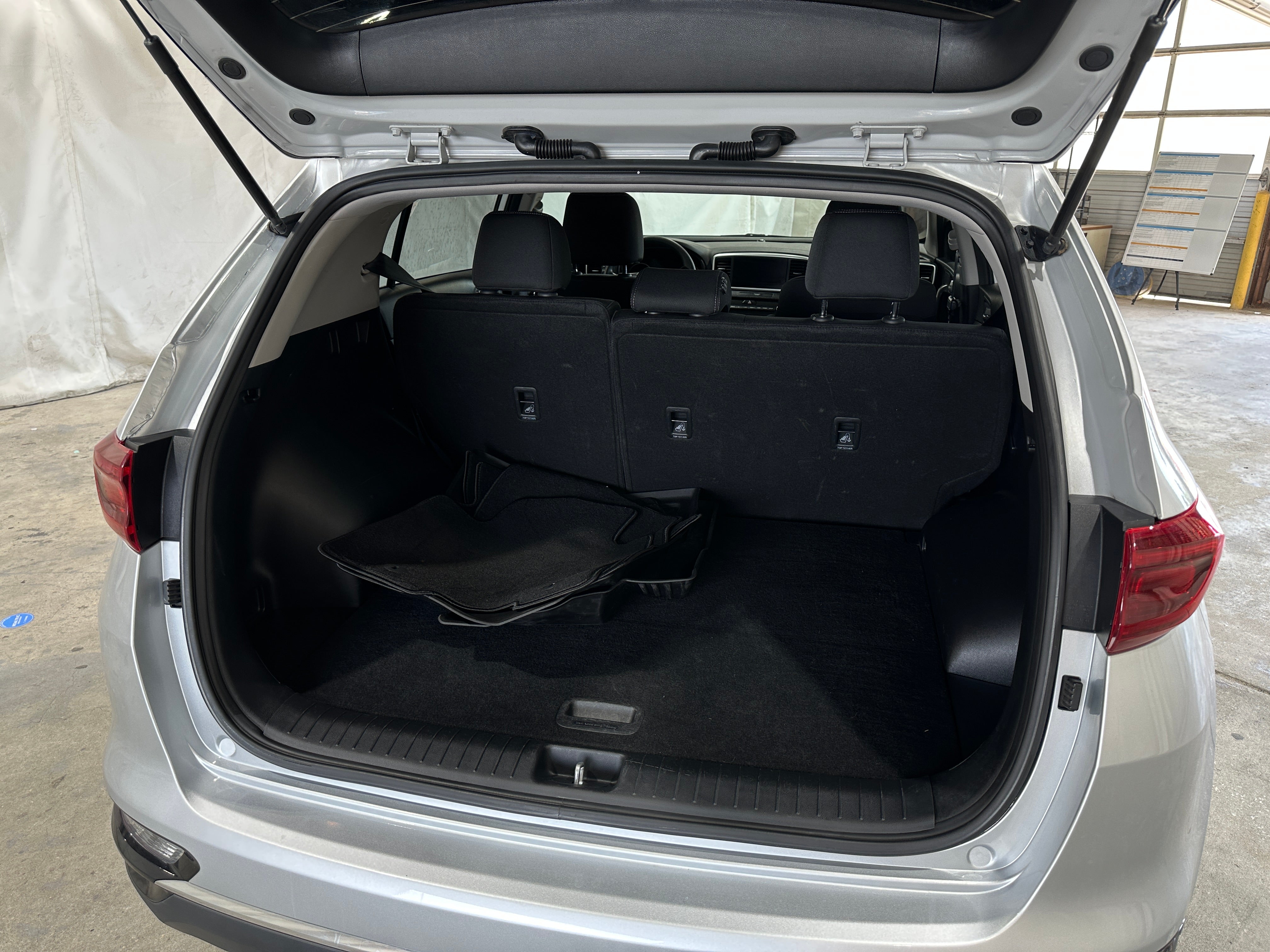 2022 Kia Sportage LX 7