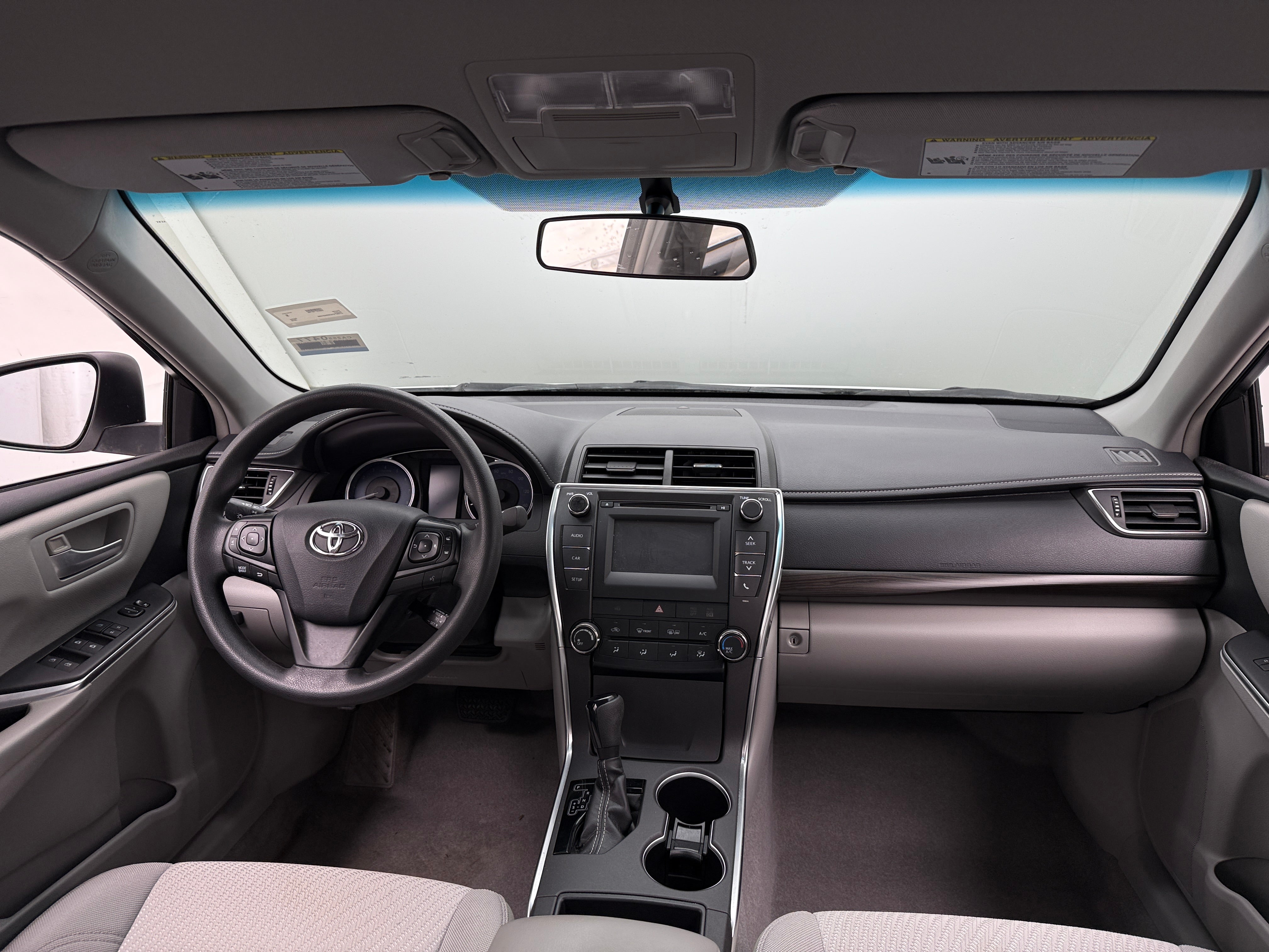 2016 Toyota Camry LE 3