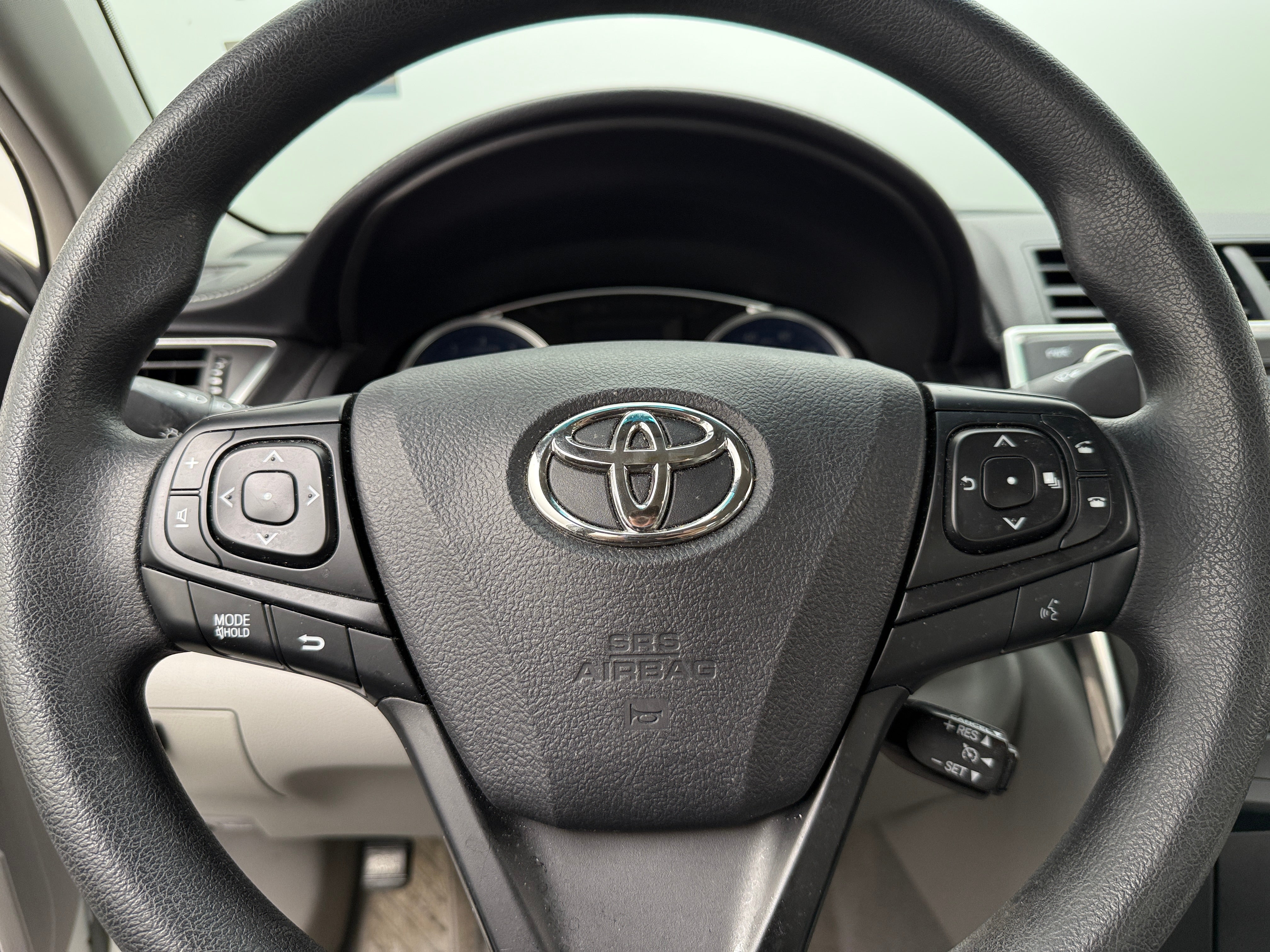 2016 Toyota Camry LE 5