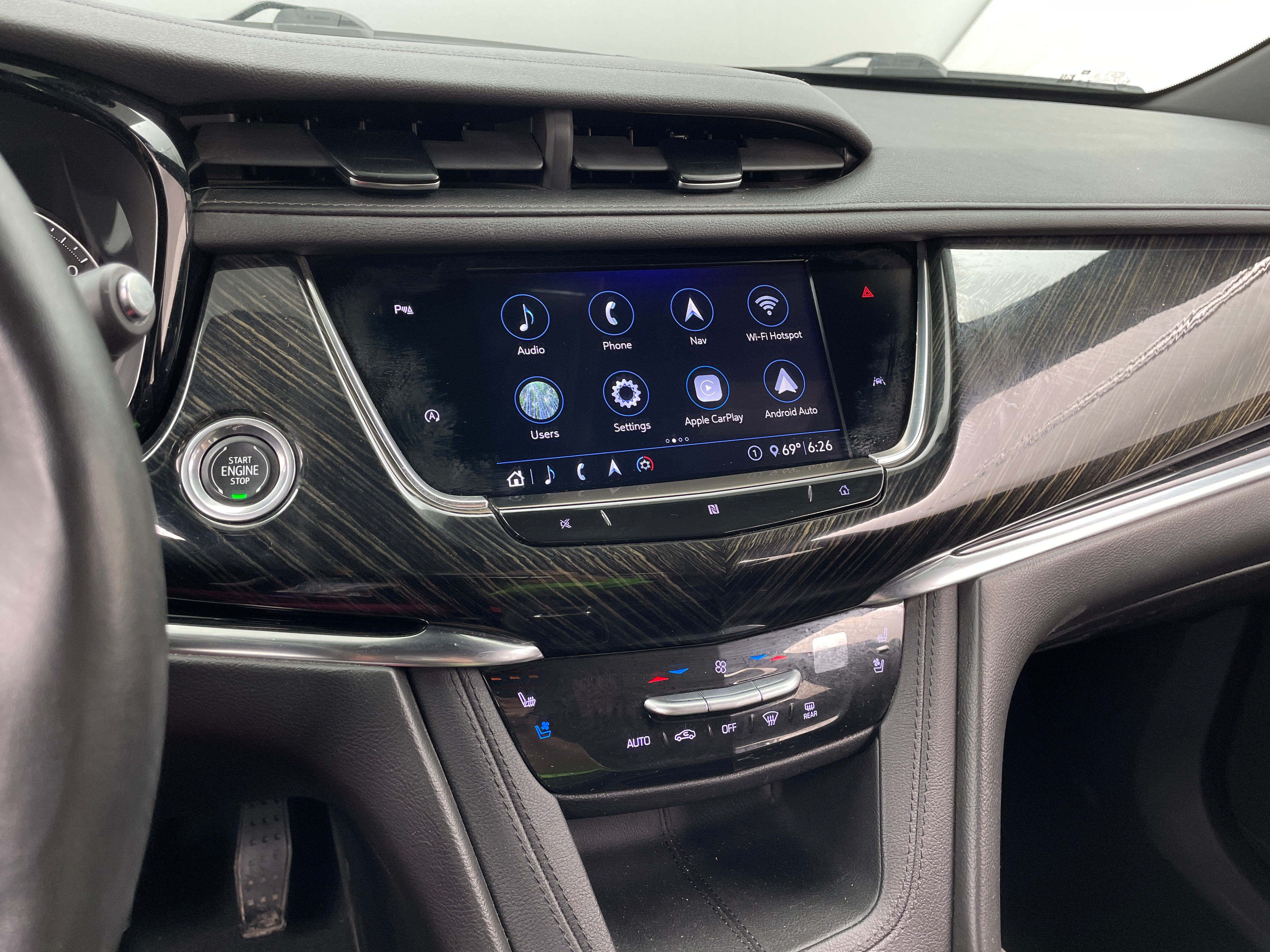 2020 Cadillac XT6 Premium Luxury 3