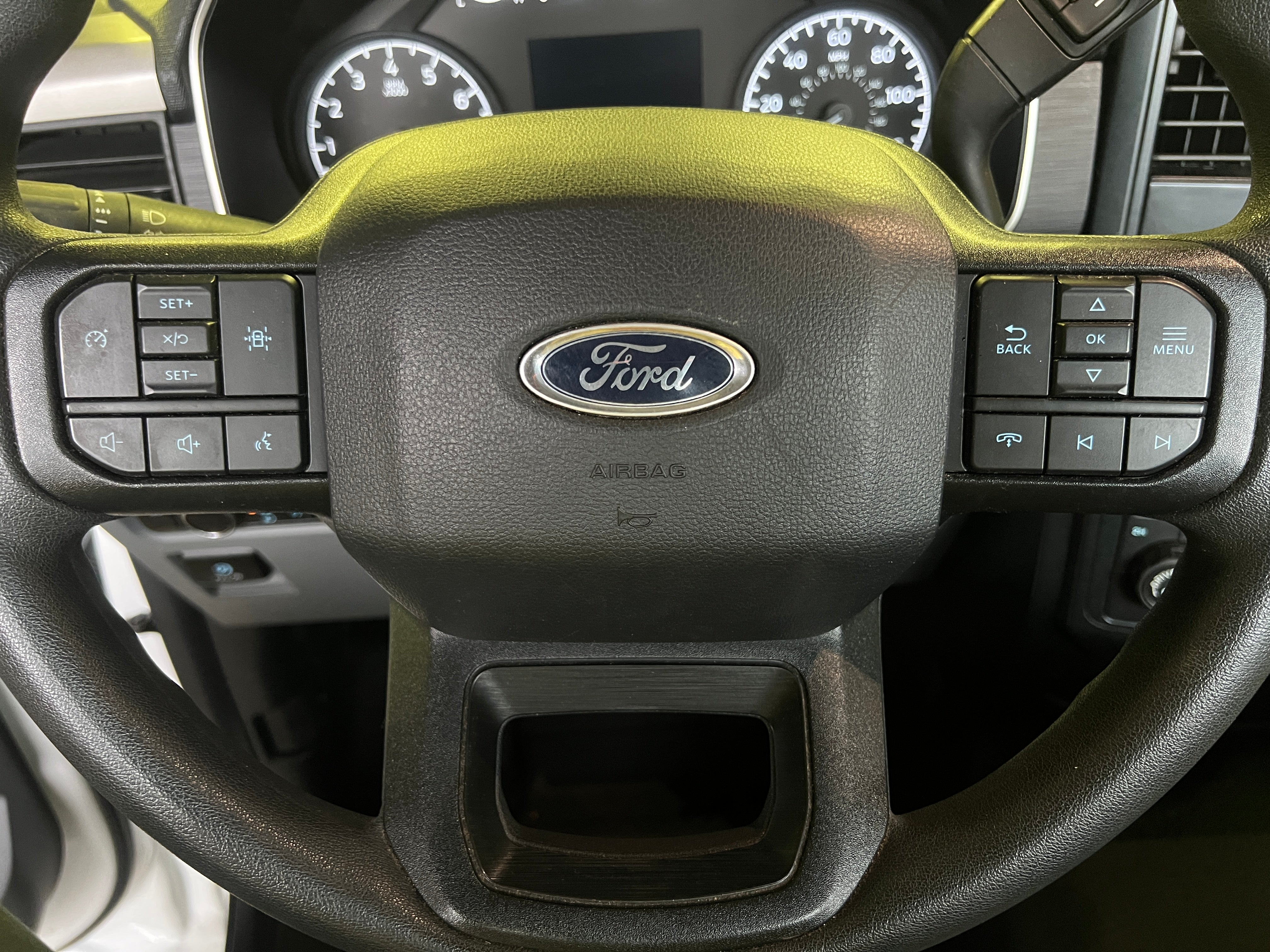 2023 Ford Econoline E-150 5
