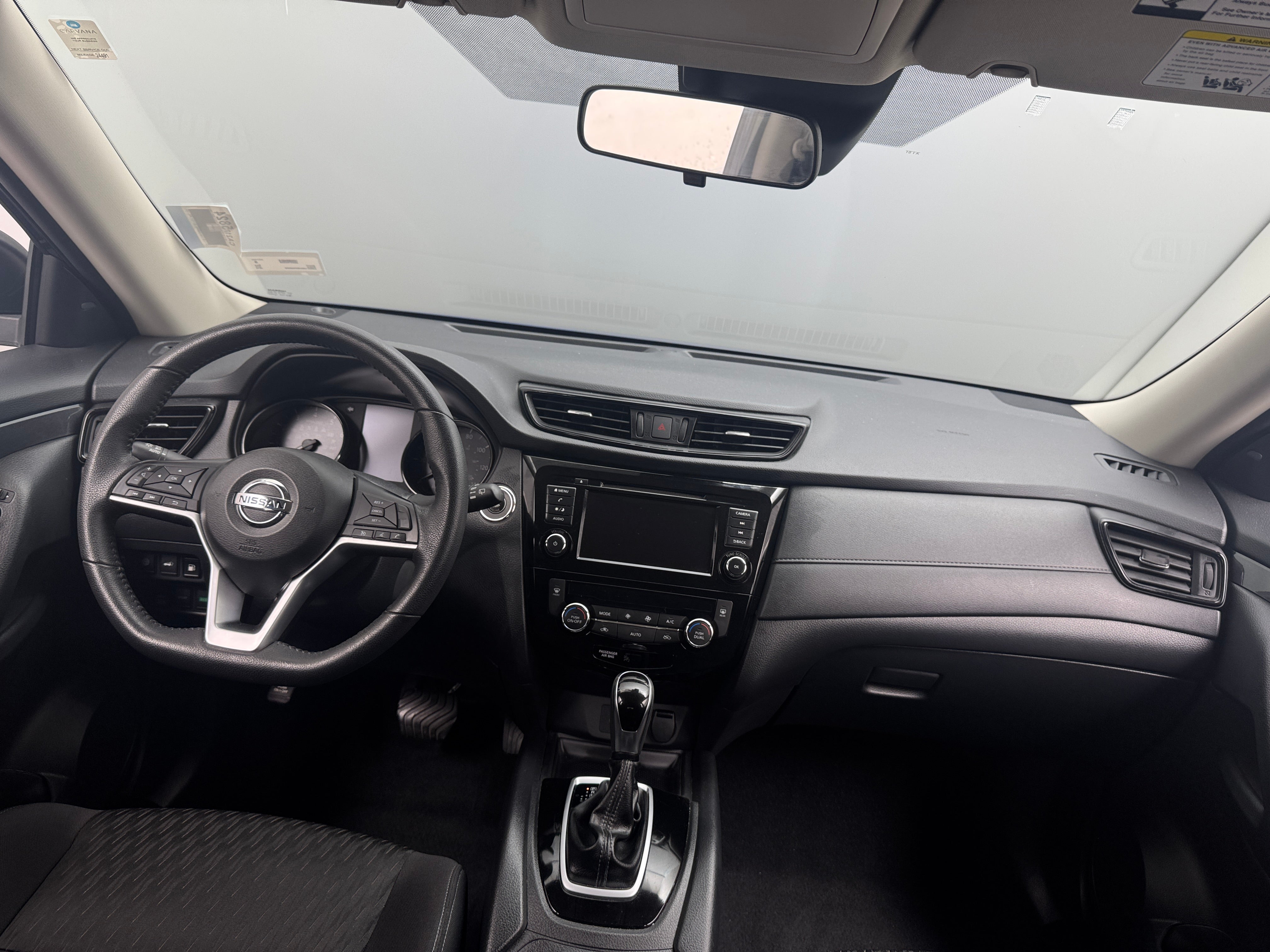 2019 Nissan Rogue SV 3