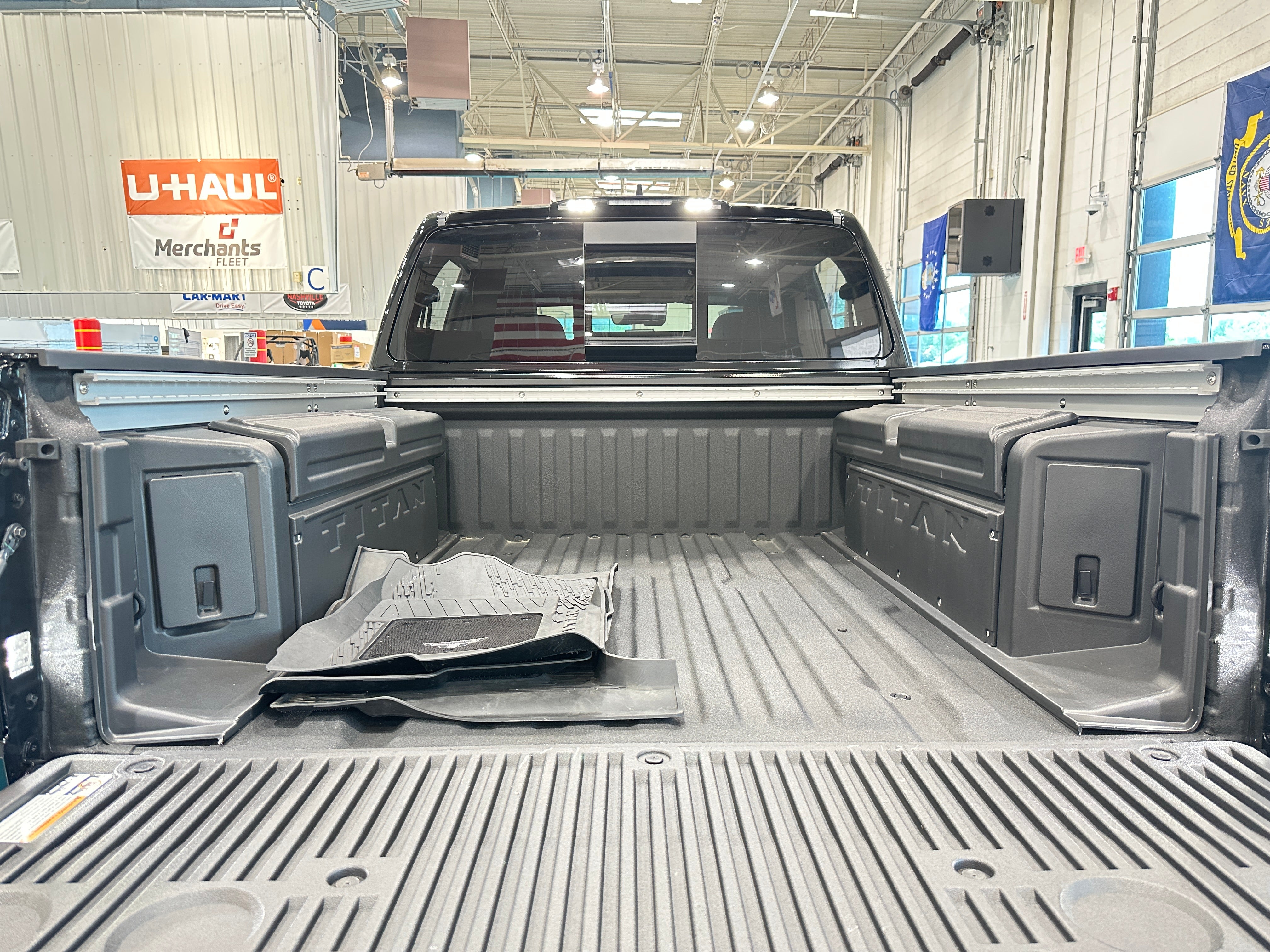 2024 Nissan Titan Platinum Reserve 6