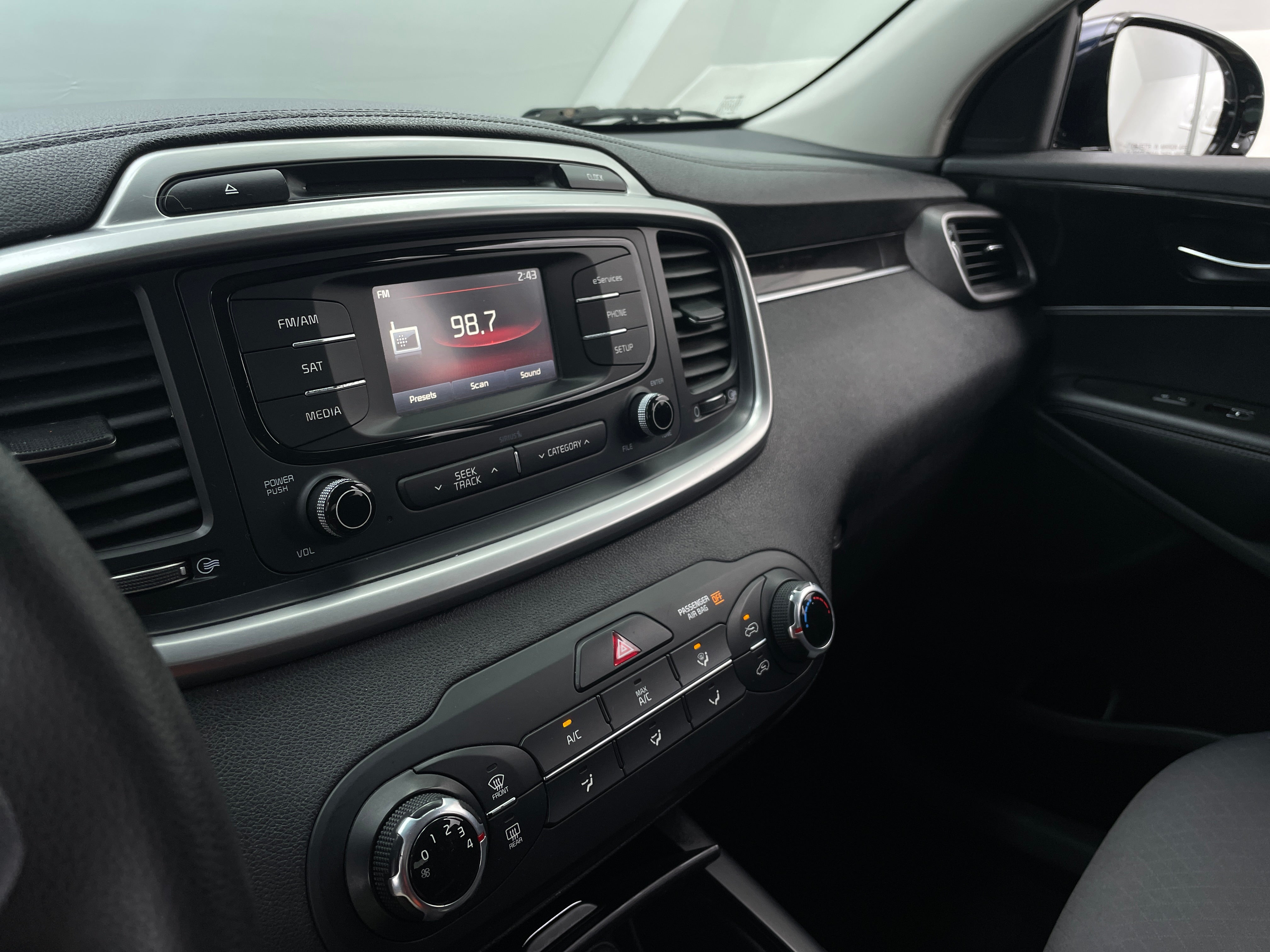 2016 Kia Sorento LX 4