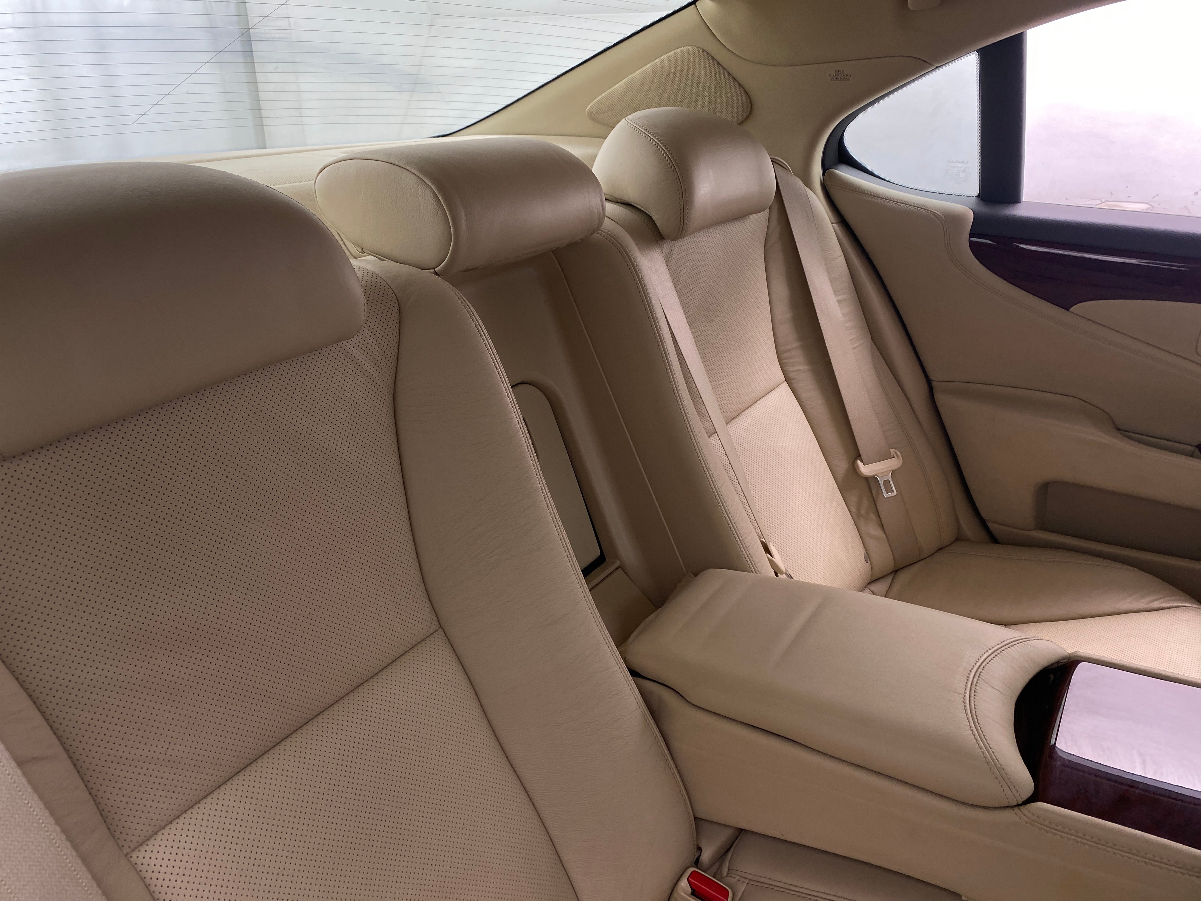 2010 Lexus LS 460 5