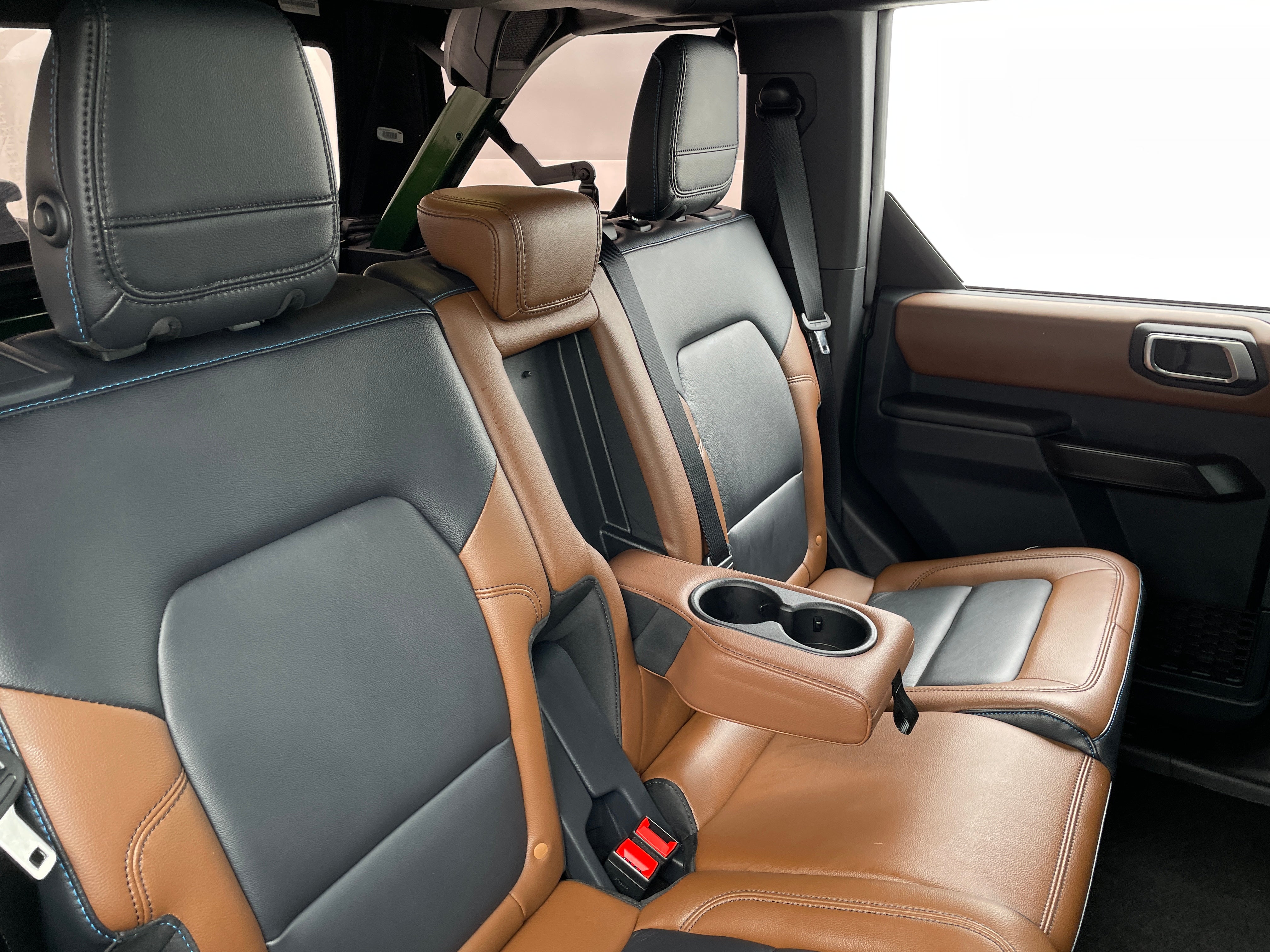 2024 Ford Bronco Outer Banks 5