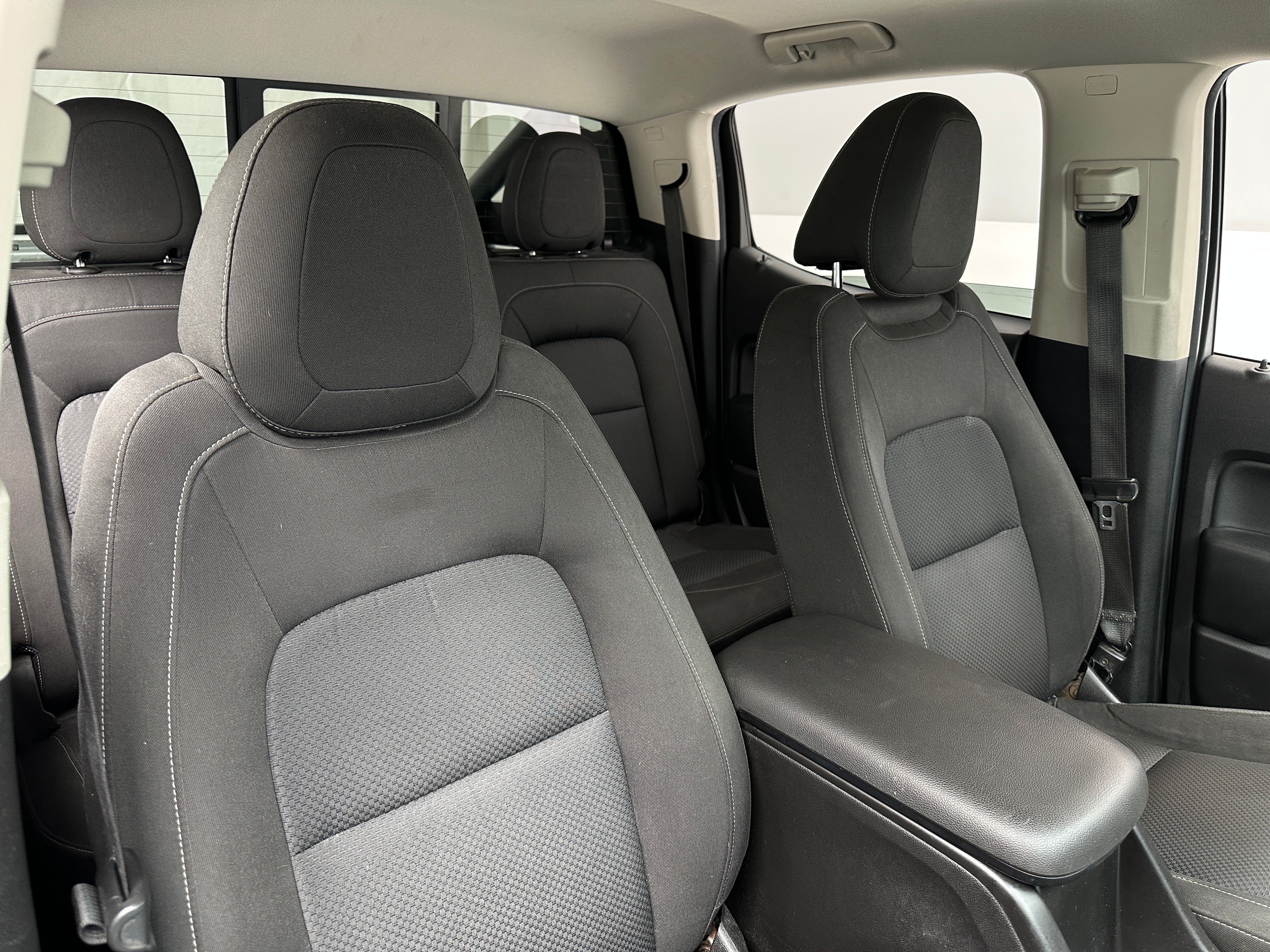 2015 Chevrolet Colorado LT 2