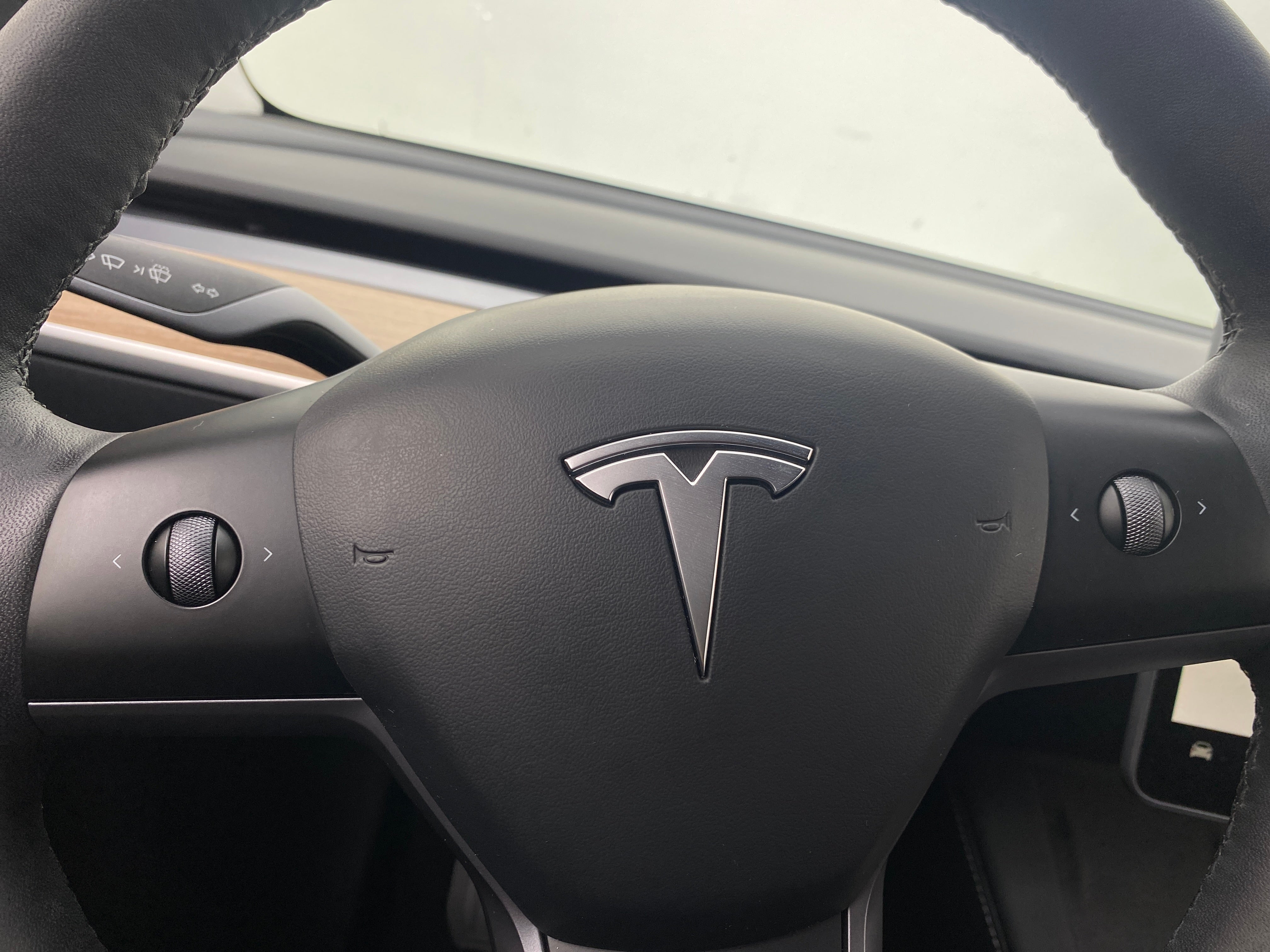 2023 Tesla Model Y Long Range 3