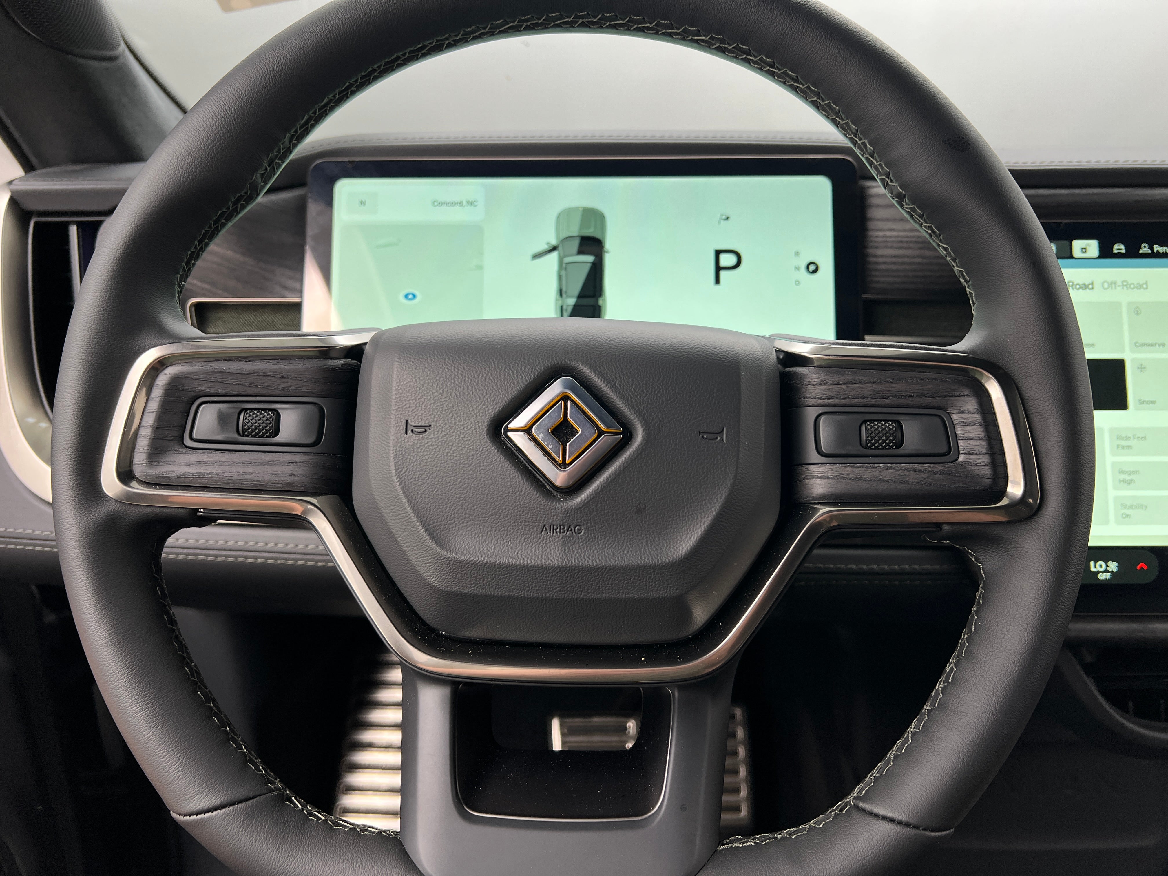 2022 Rivian R1S Launch Edition 4