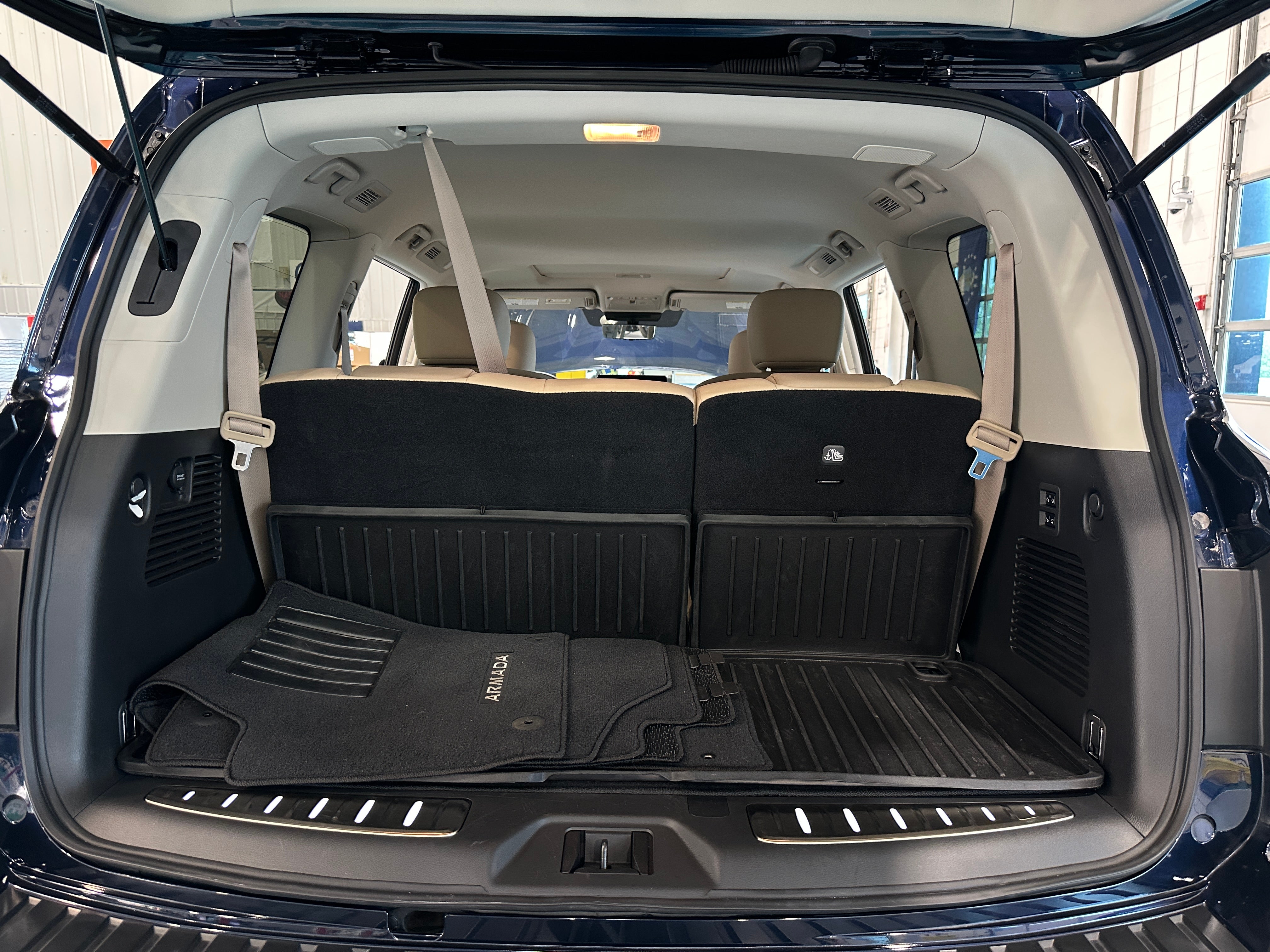 2024 Nissan Armada Platinum Edition 6