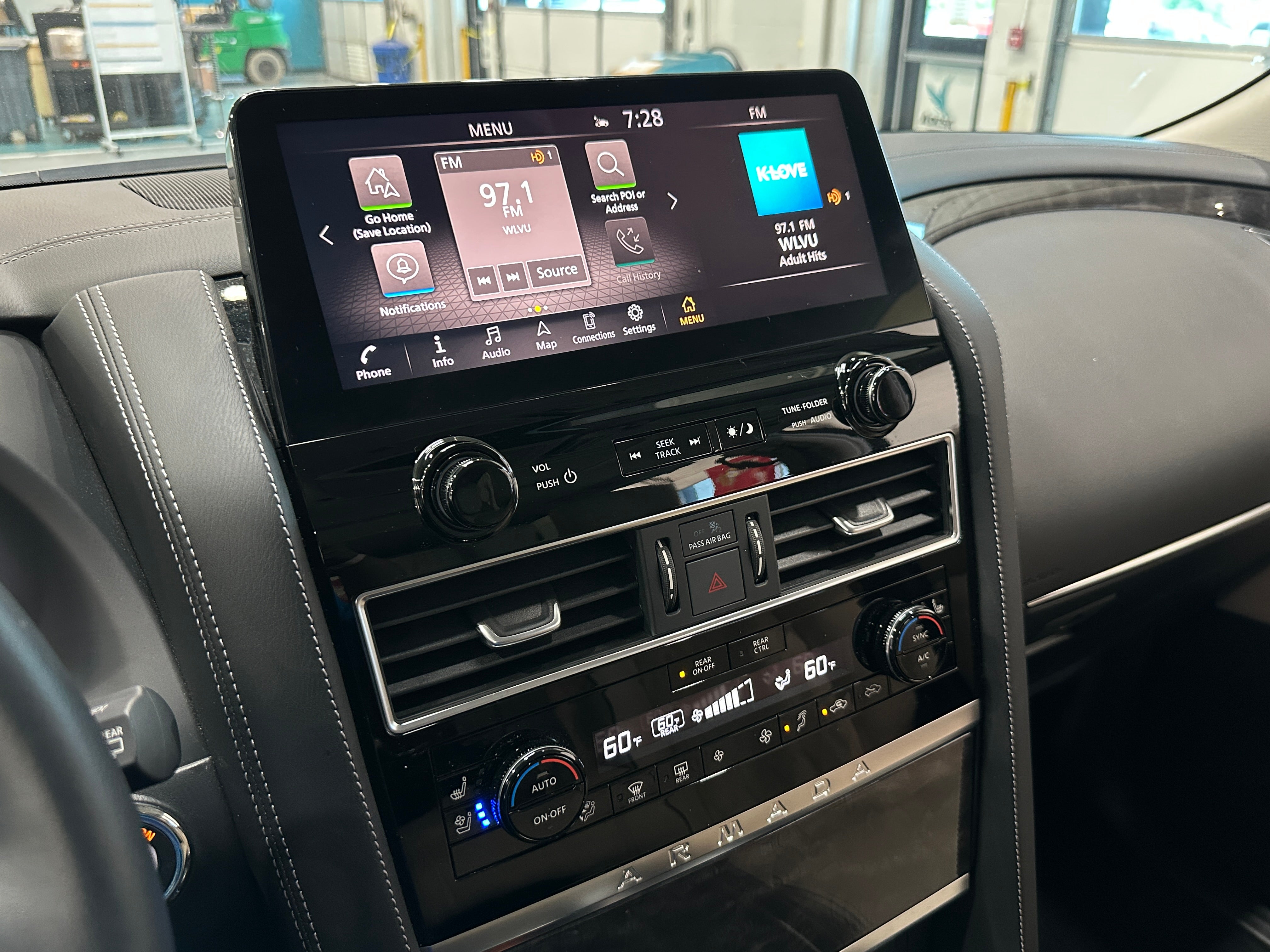 2024 Nissan Armada Platinum Edition 3