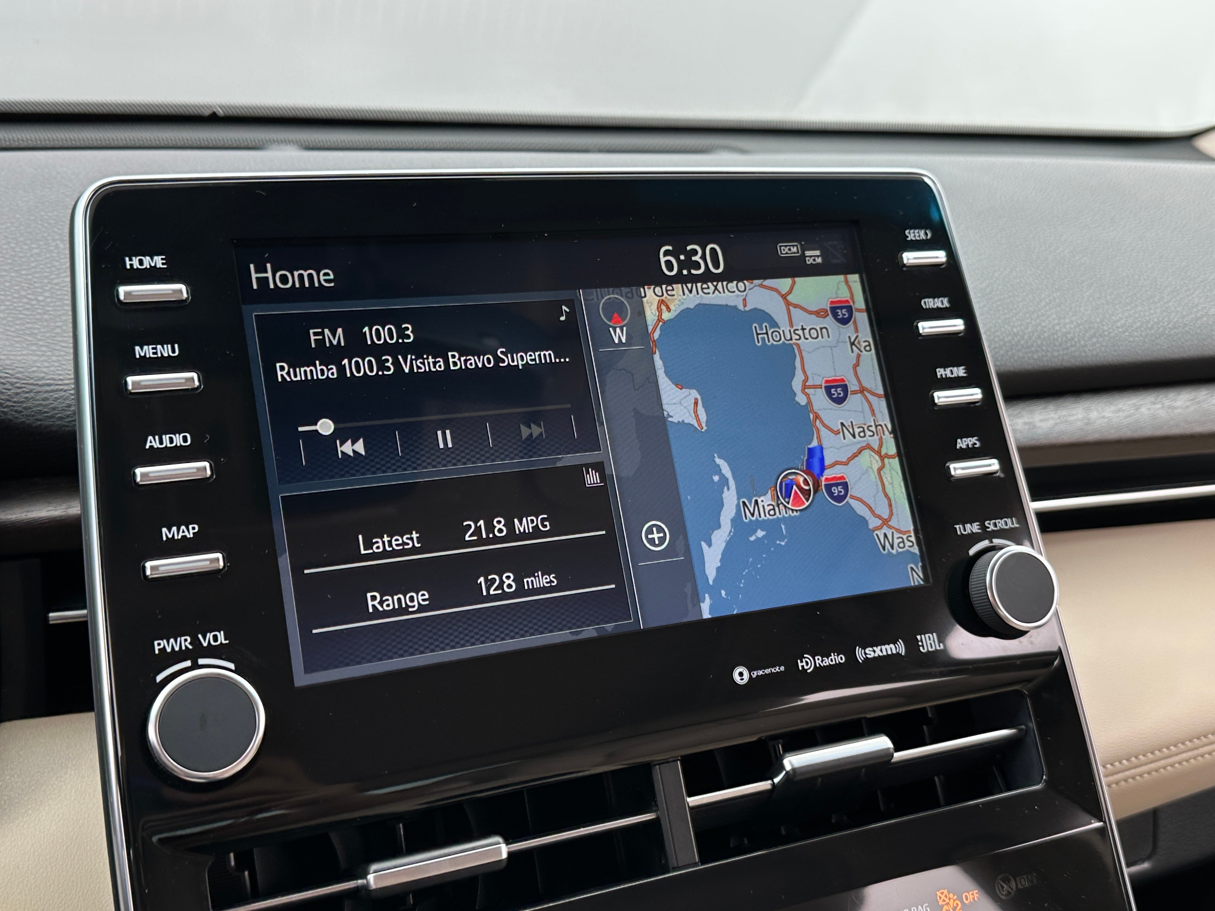 2019 Toyota Avalon Limited 3