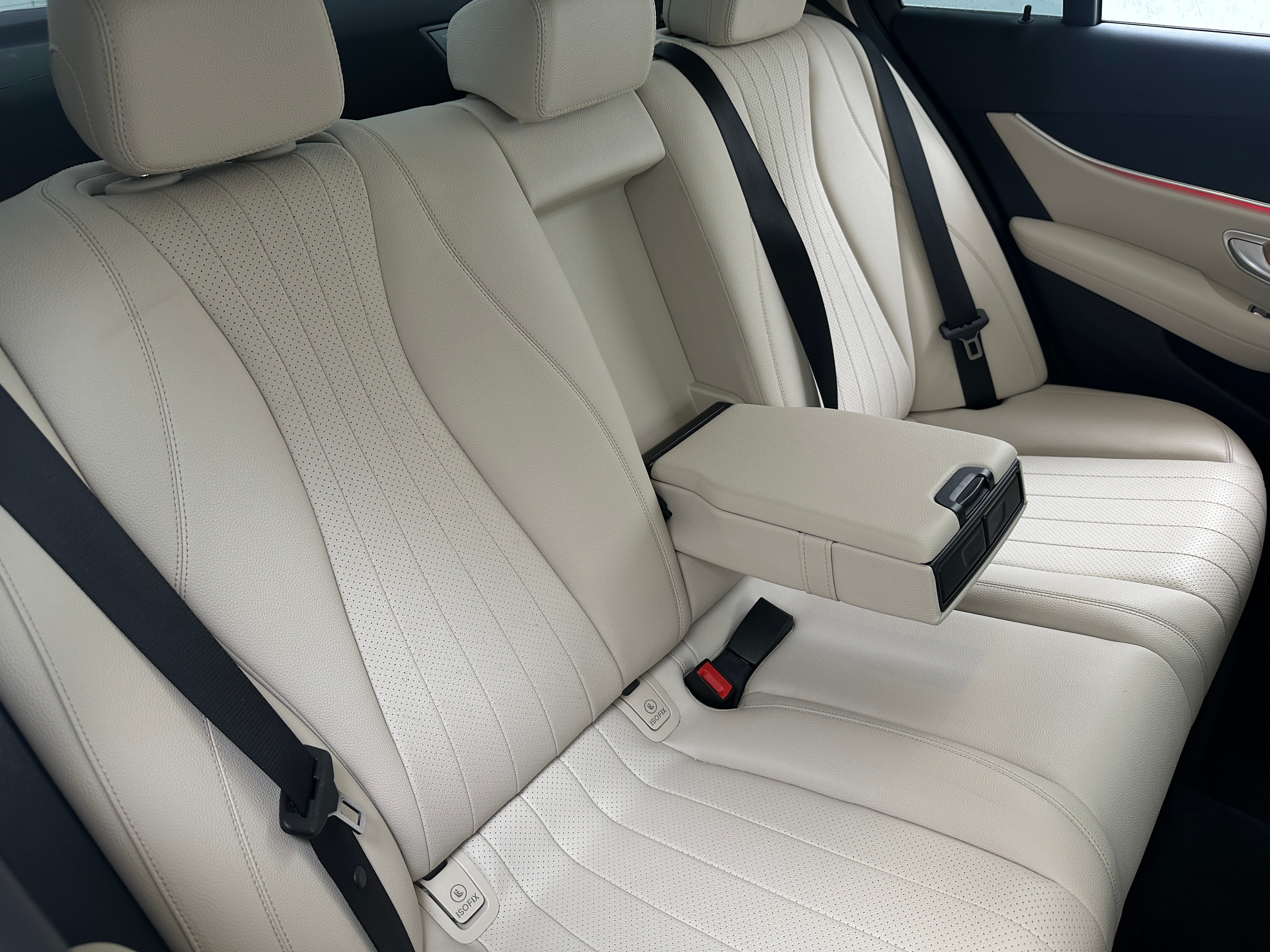 2017 Mercedes-Benz E-Class E 300 5