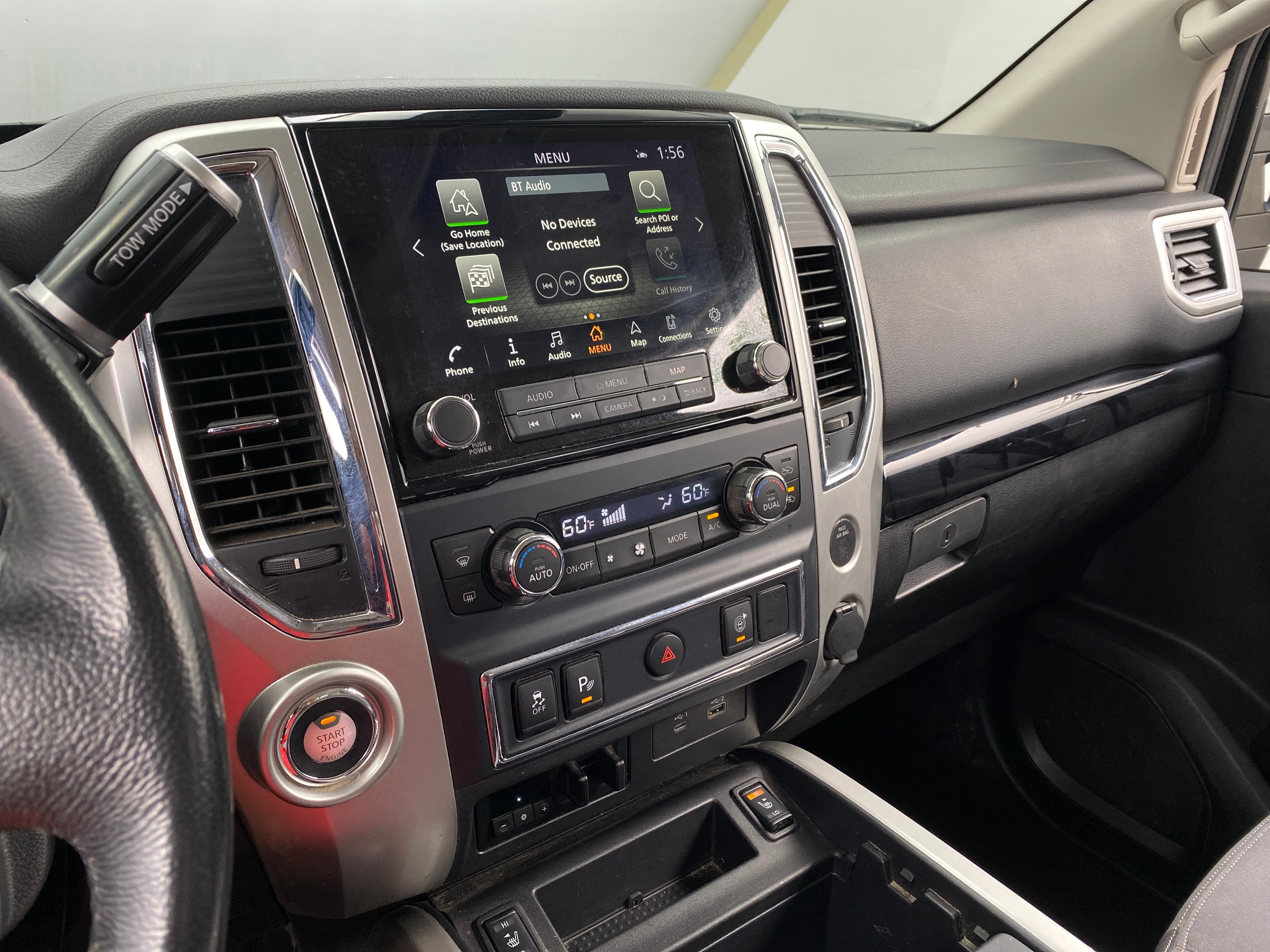 2021 Nissan Titan SV 4
