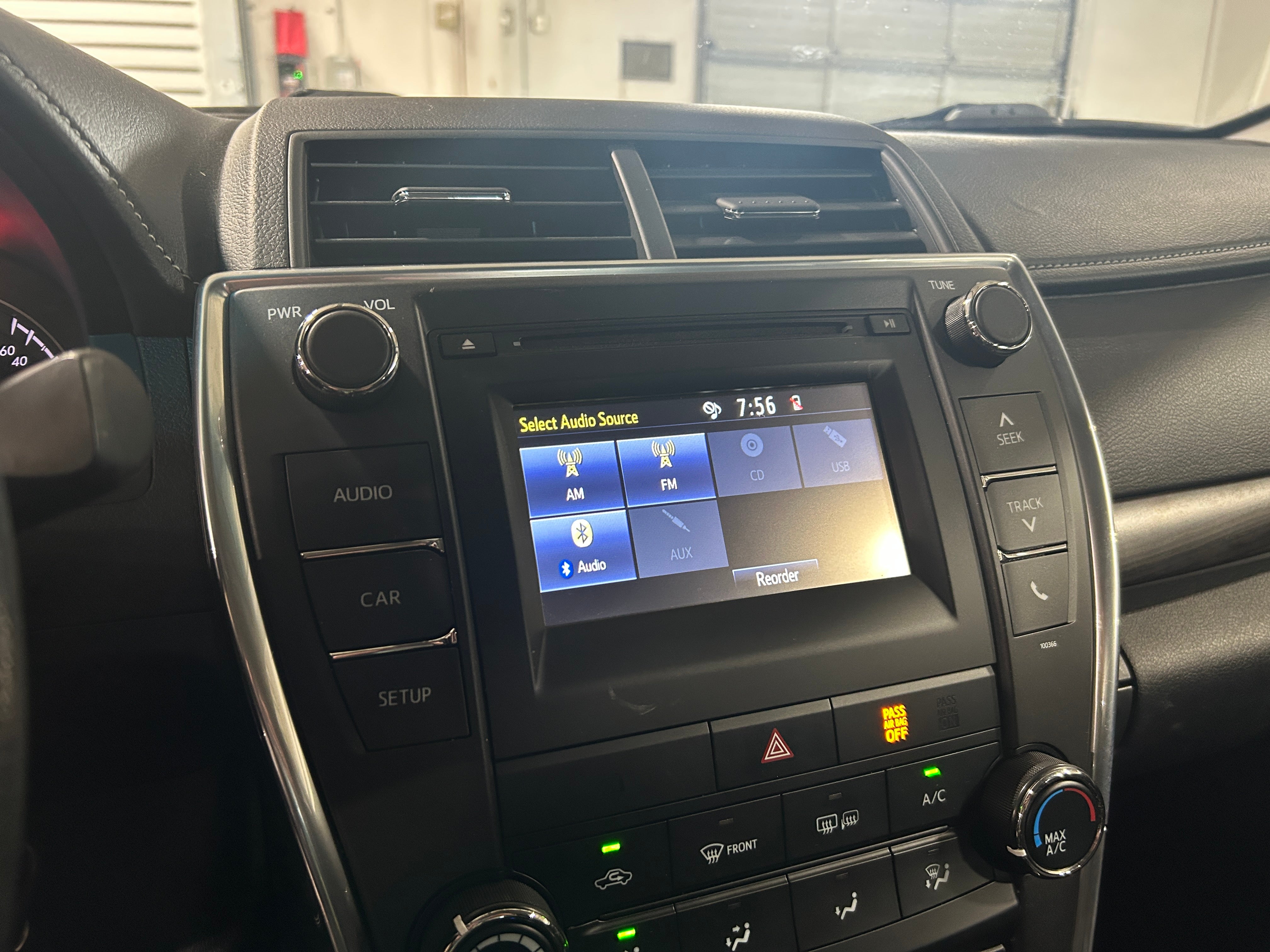 2015 Toyota Camry LE 4