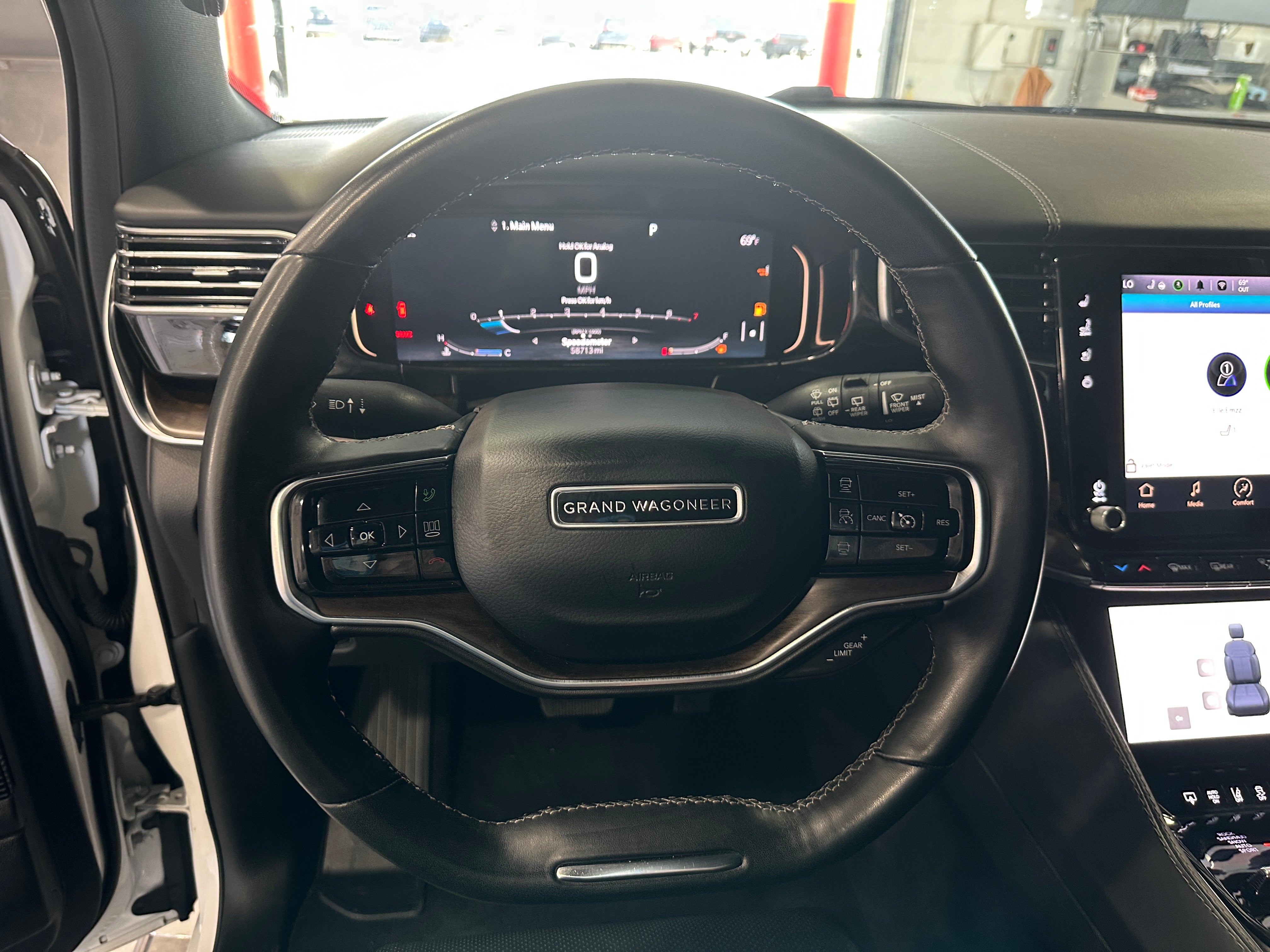 2022 Jeep Grand Wagoneer Series I 4