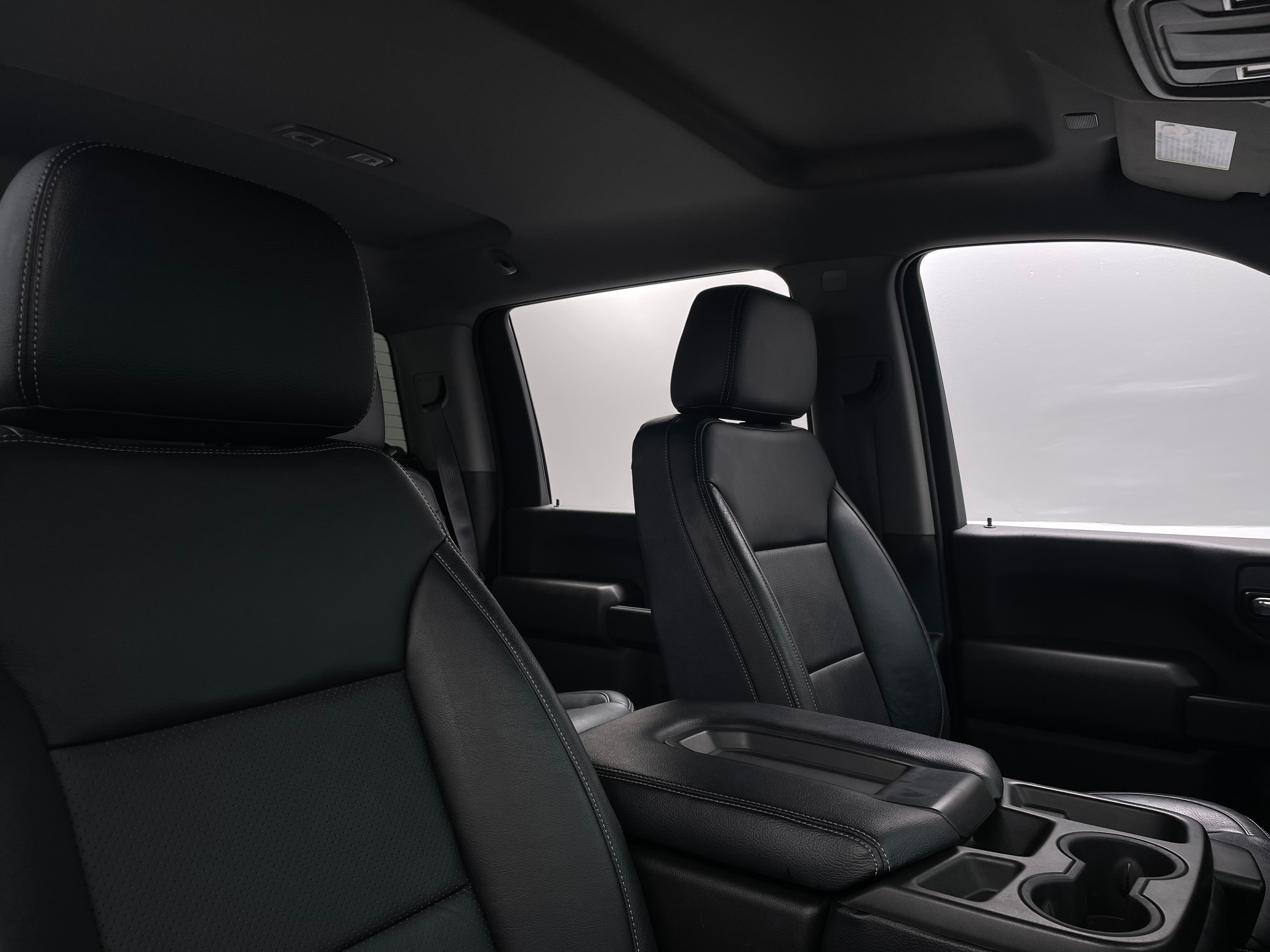 2022 Chevrolet Silverado 2500 Custom 2