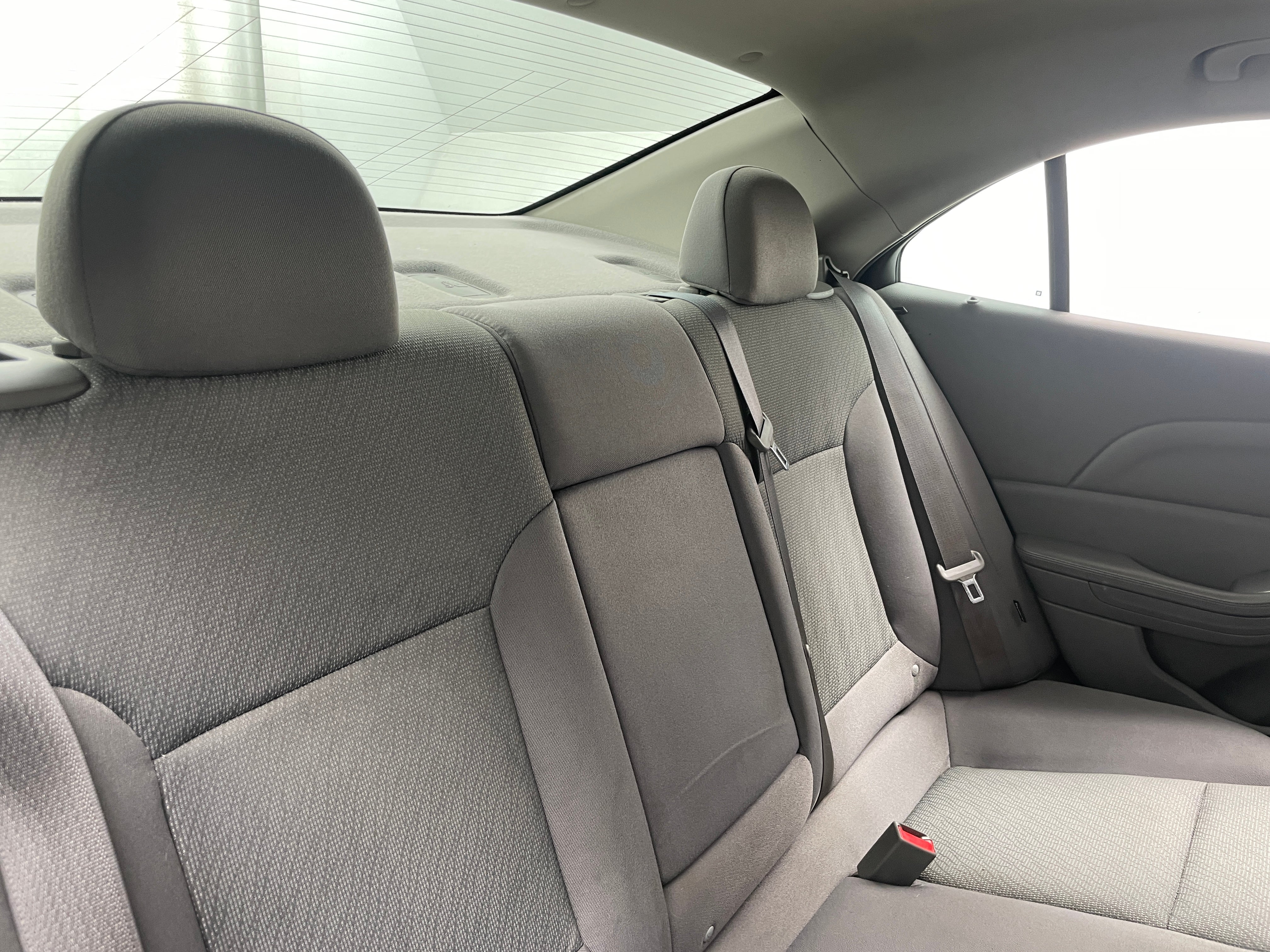 2015 Chevrolet Malibu LS 6