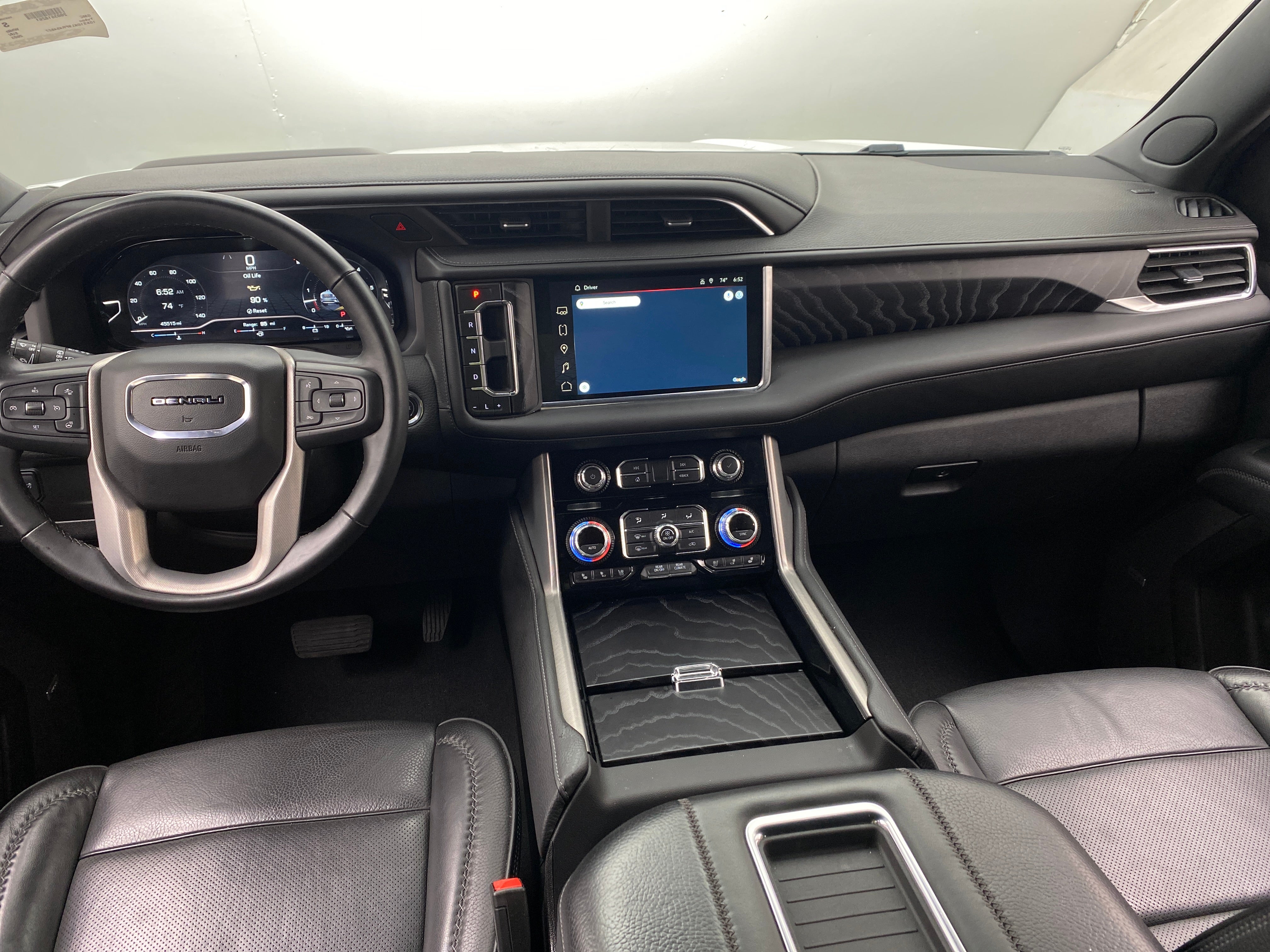 2023 GMC Yukon Denali 2