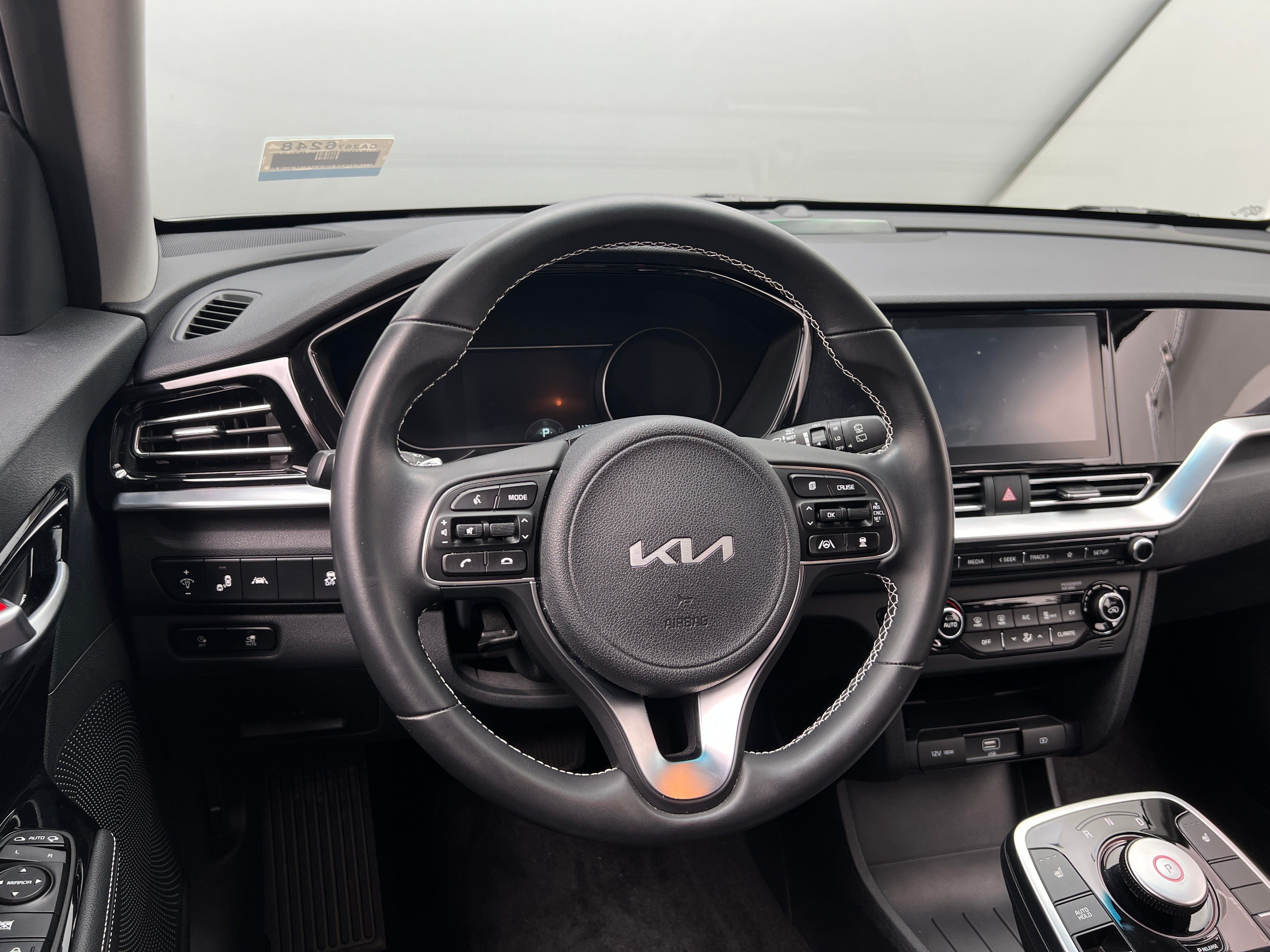 2022 Kia Niro S 5