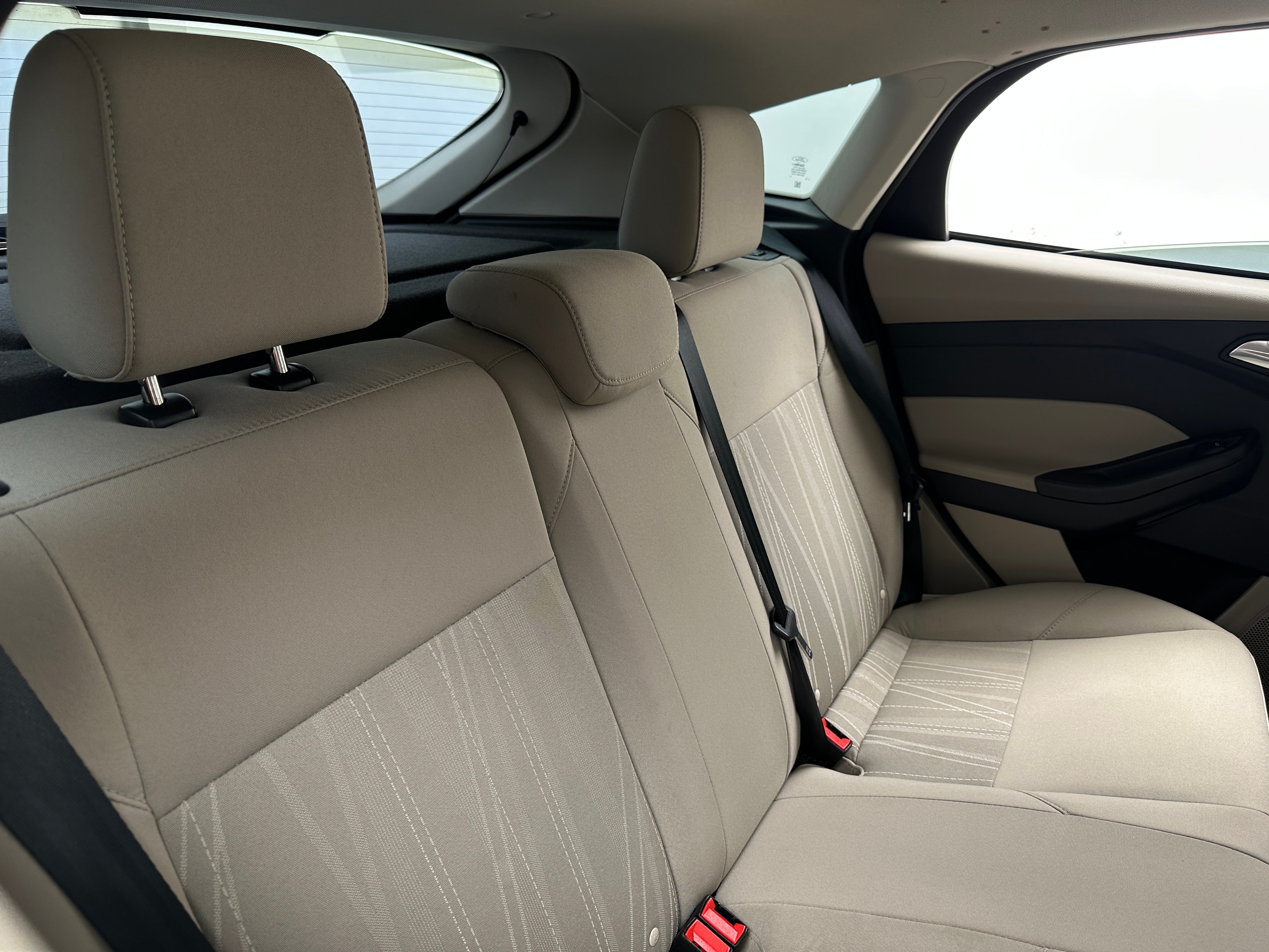 2018 Ford Focus SE 6