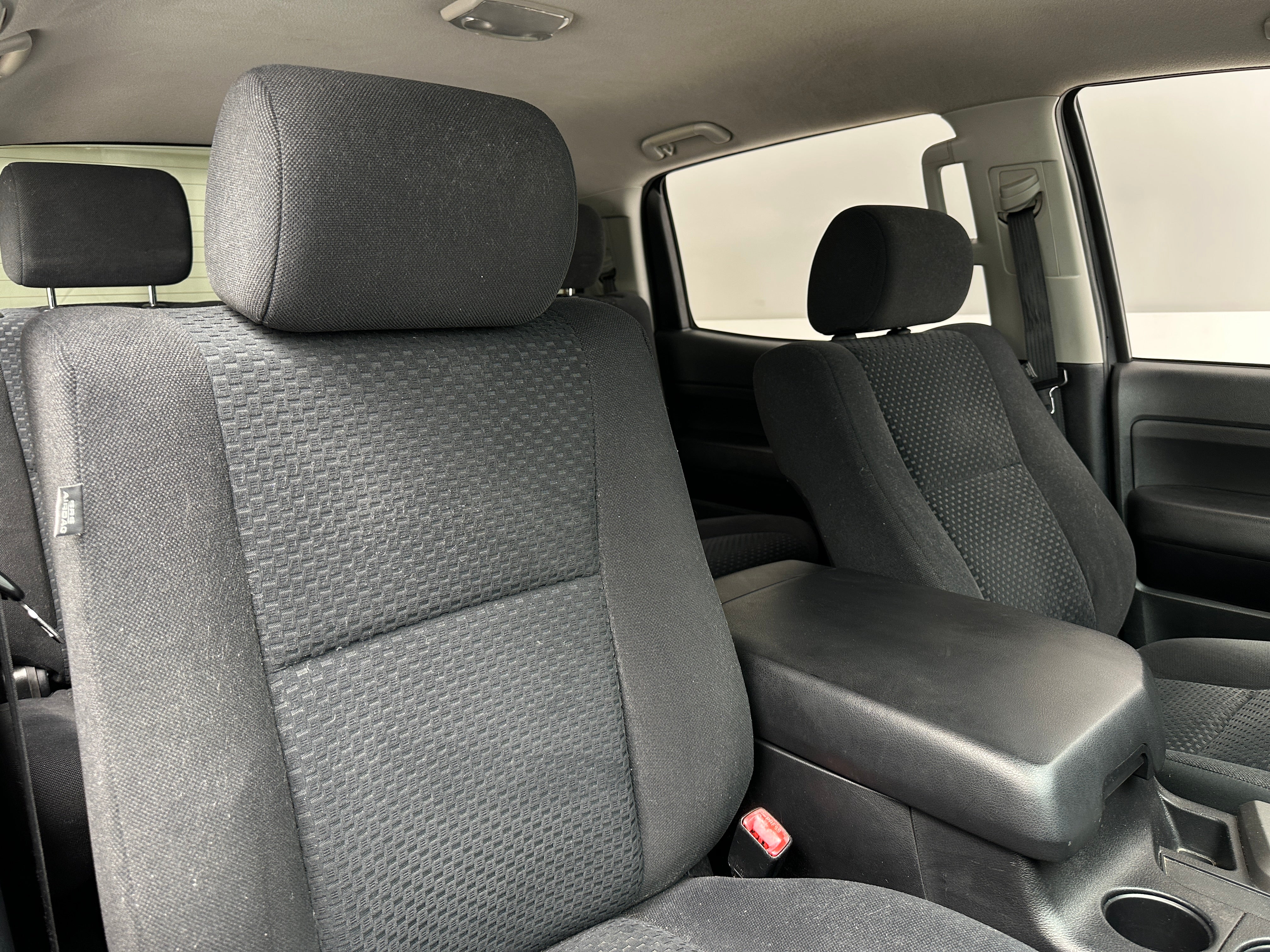 2011 Toyota Tundra  2