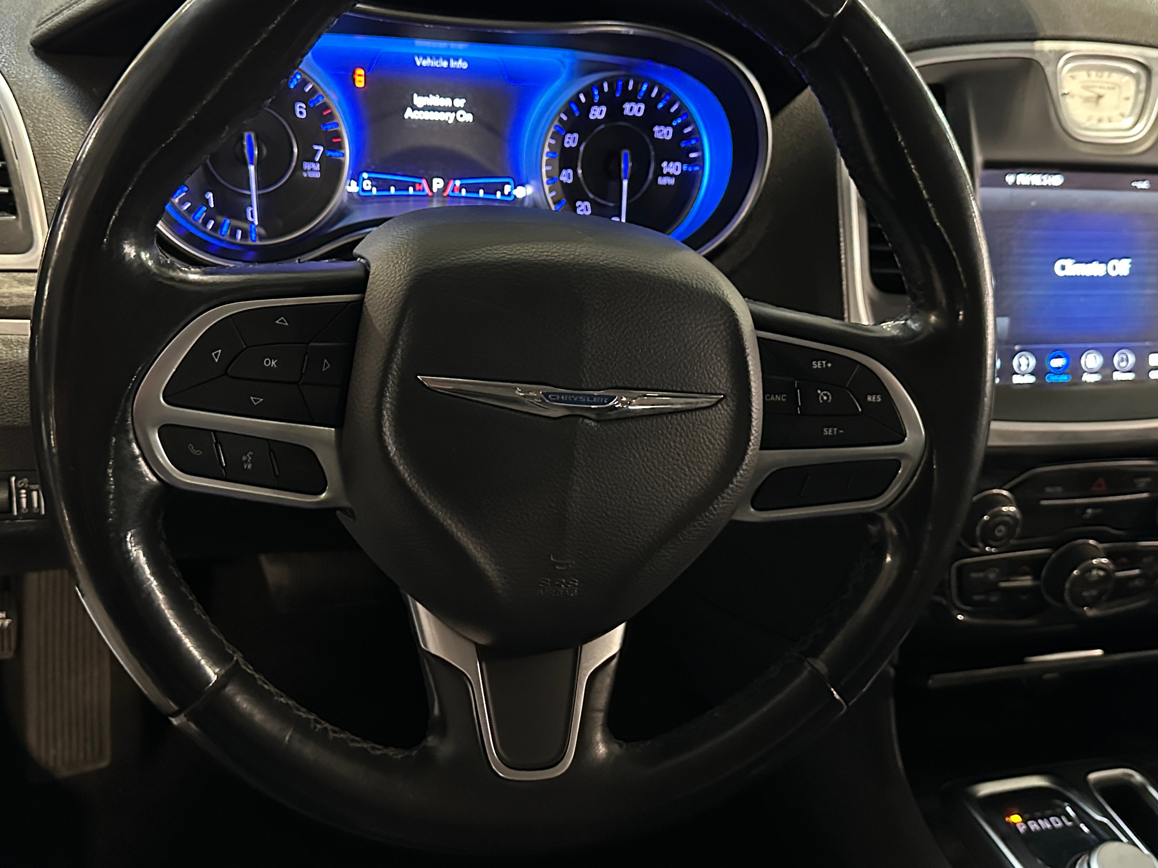 2019 Chrysler 300 Touring 5